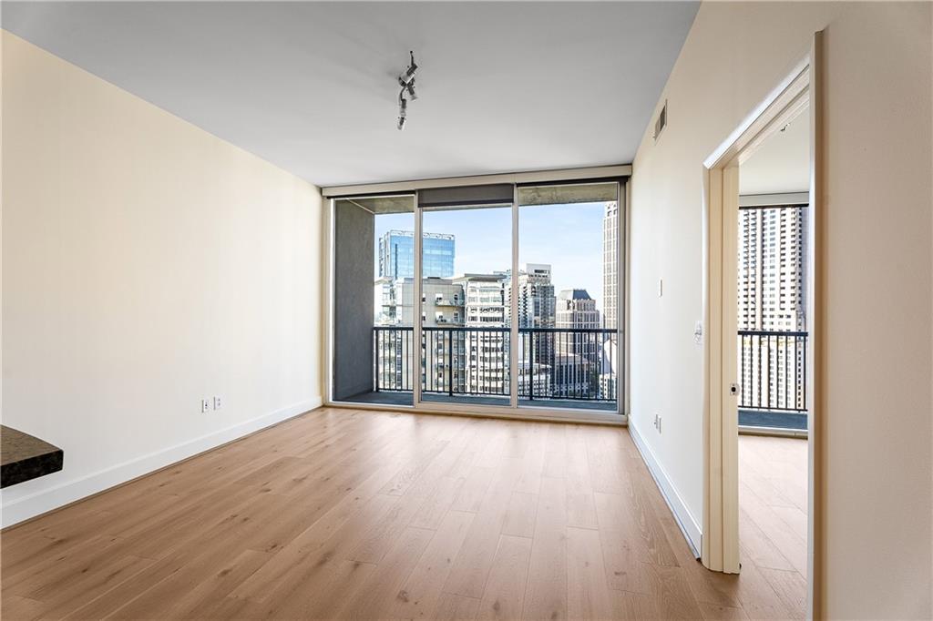 1080 Peachtree Street NE Unit 2101