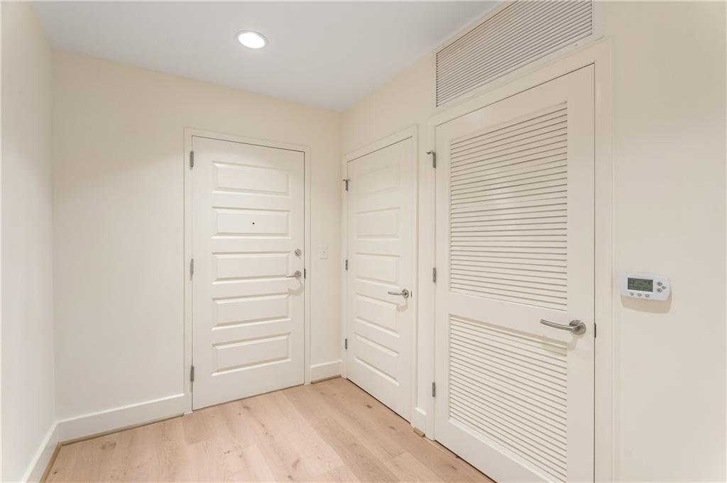 1080 Peachtree Street NE Unit 2101