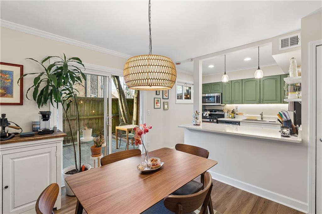 115 Biscayne Drive NW Unit F6