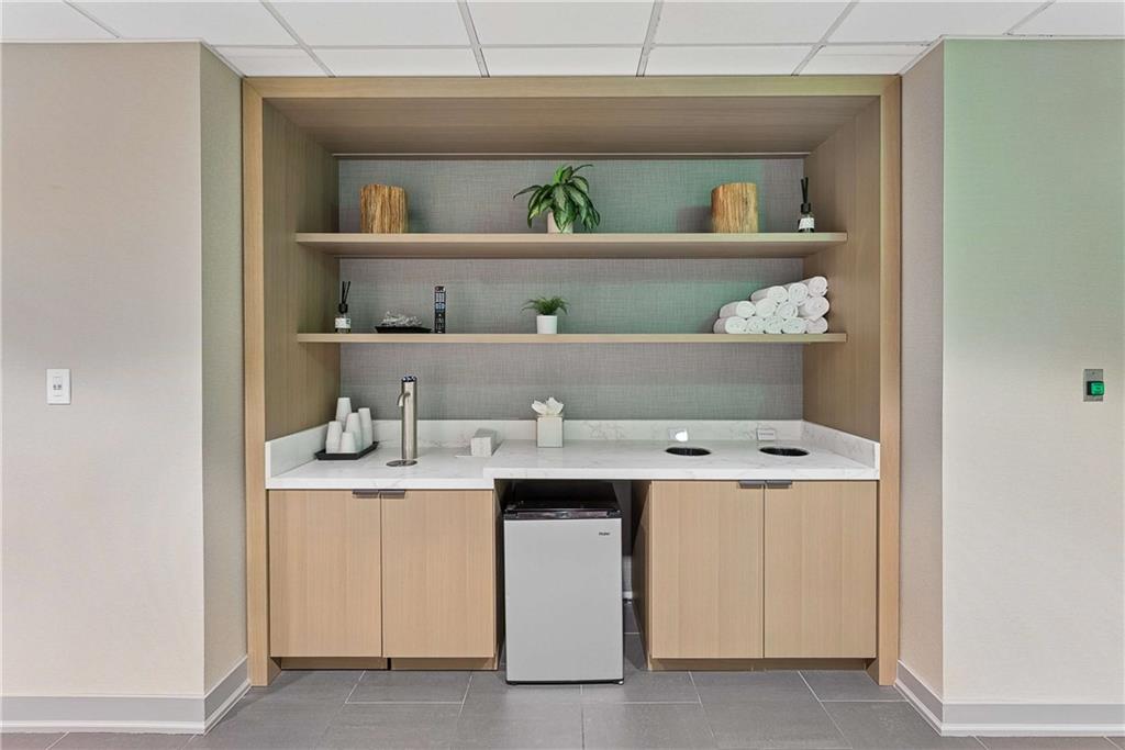 45 Ivan Allen Jr Boulevard NW Unit 1703