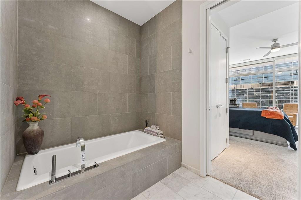 45 Ivan Allen Jr Boulevard NW Unit 1703