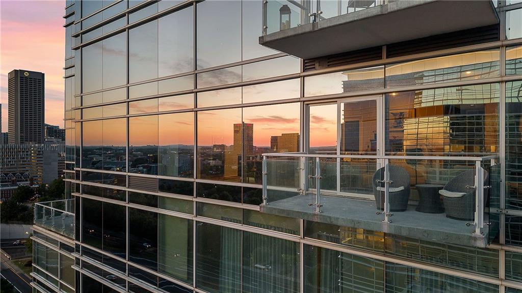 45 Ivan Allen Jr Boulevard NW Unit 1703