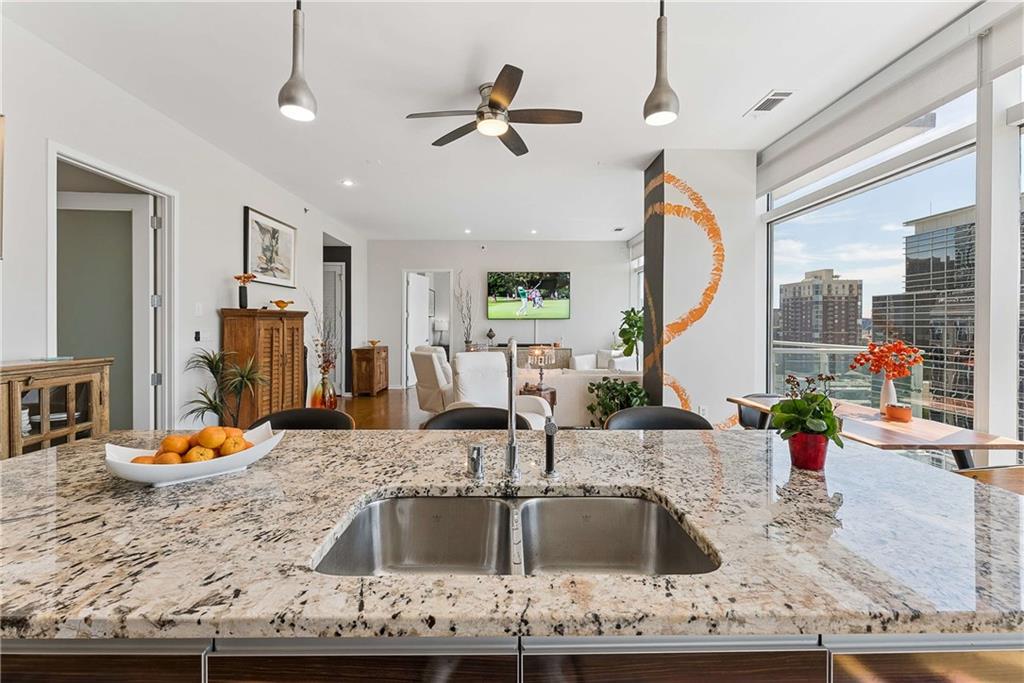 45 Ivan Allen Jr Boulevard NW Unit 1703