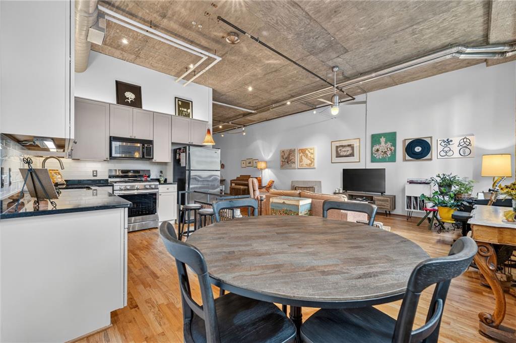 660 Glen Iris Drive NE Unit 207