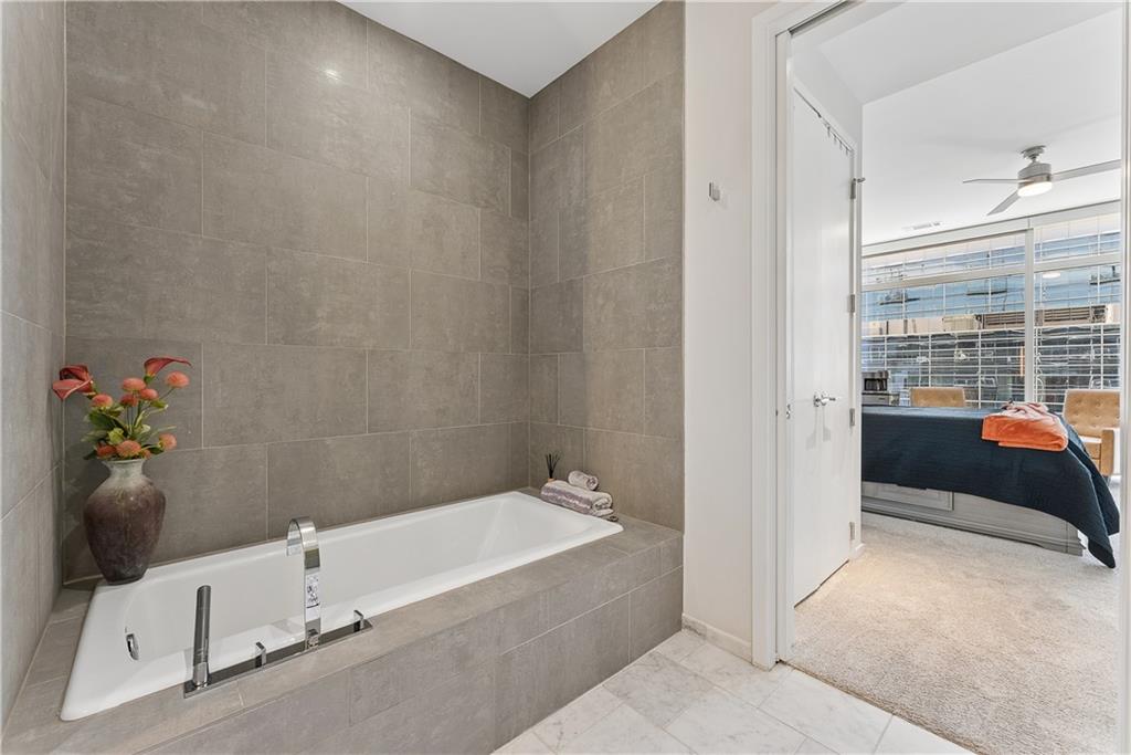 45 Ivan Allen Jr Boulevard Unit 1703