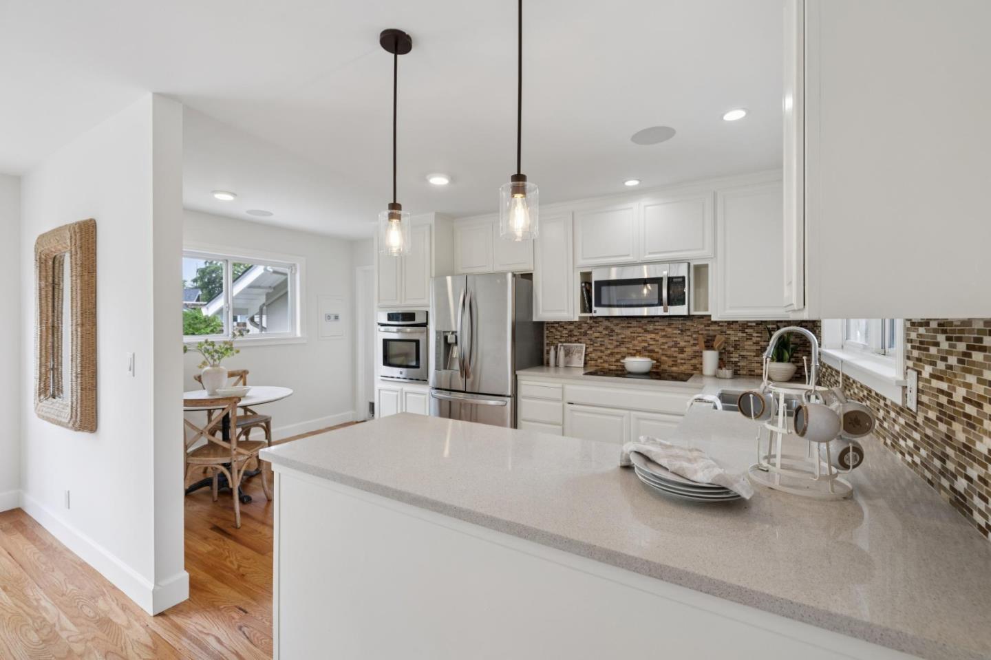 103 Belwood Gateway