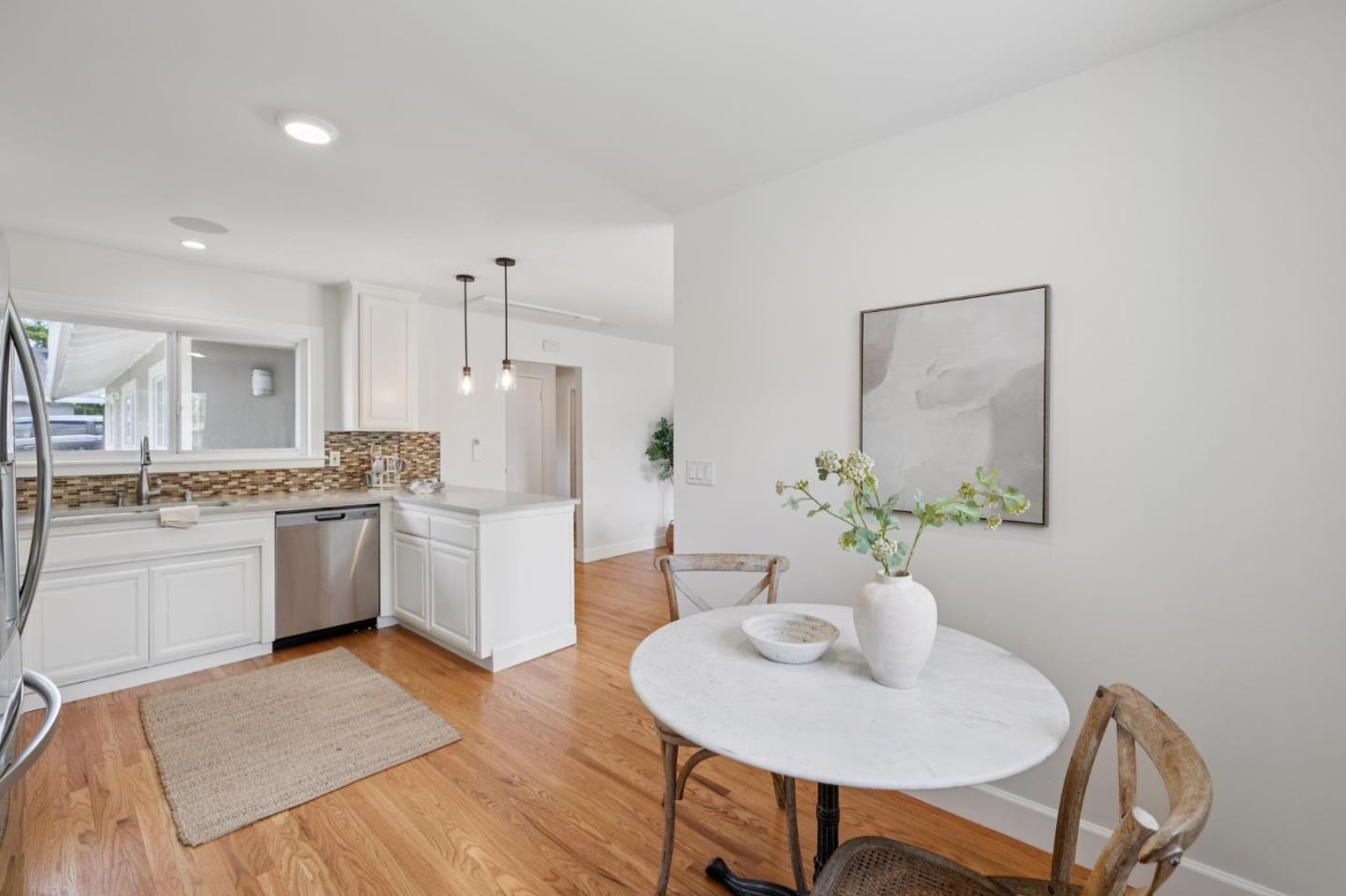 103 Belwood Gateway