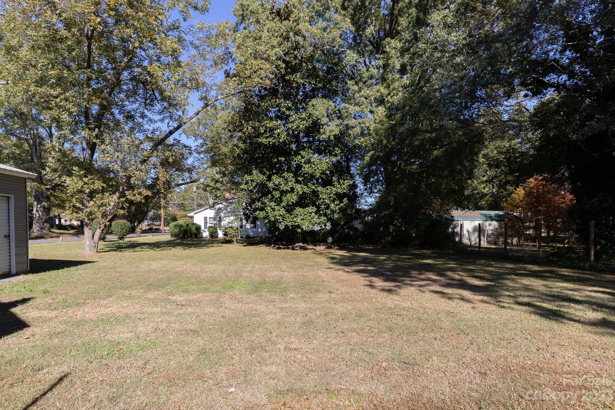 212 Calhoun Street
