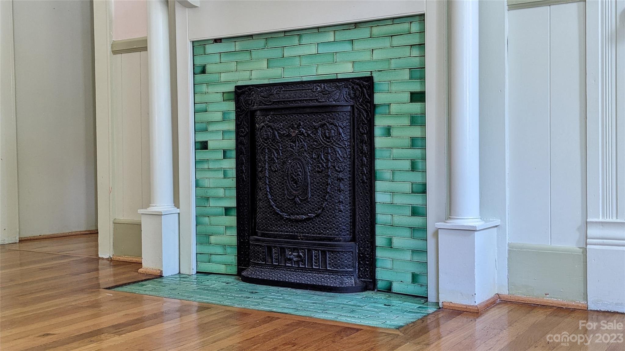 212 Calhoun Street