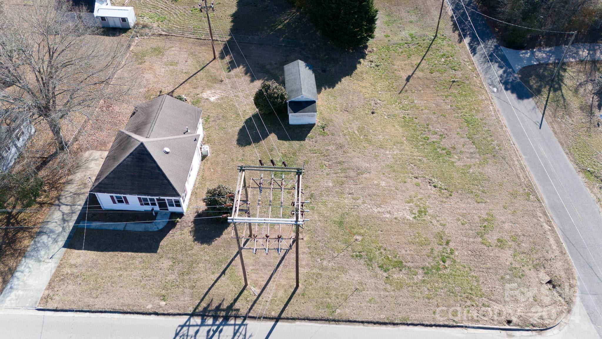 204 Hampshire Lane