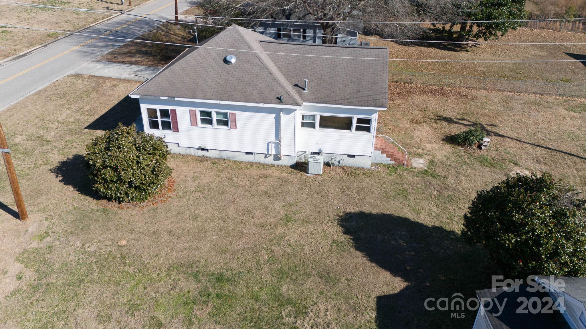 204 Hampshire Lane