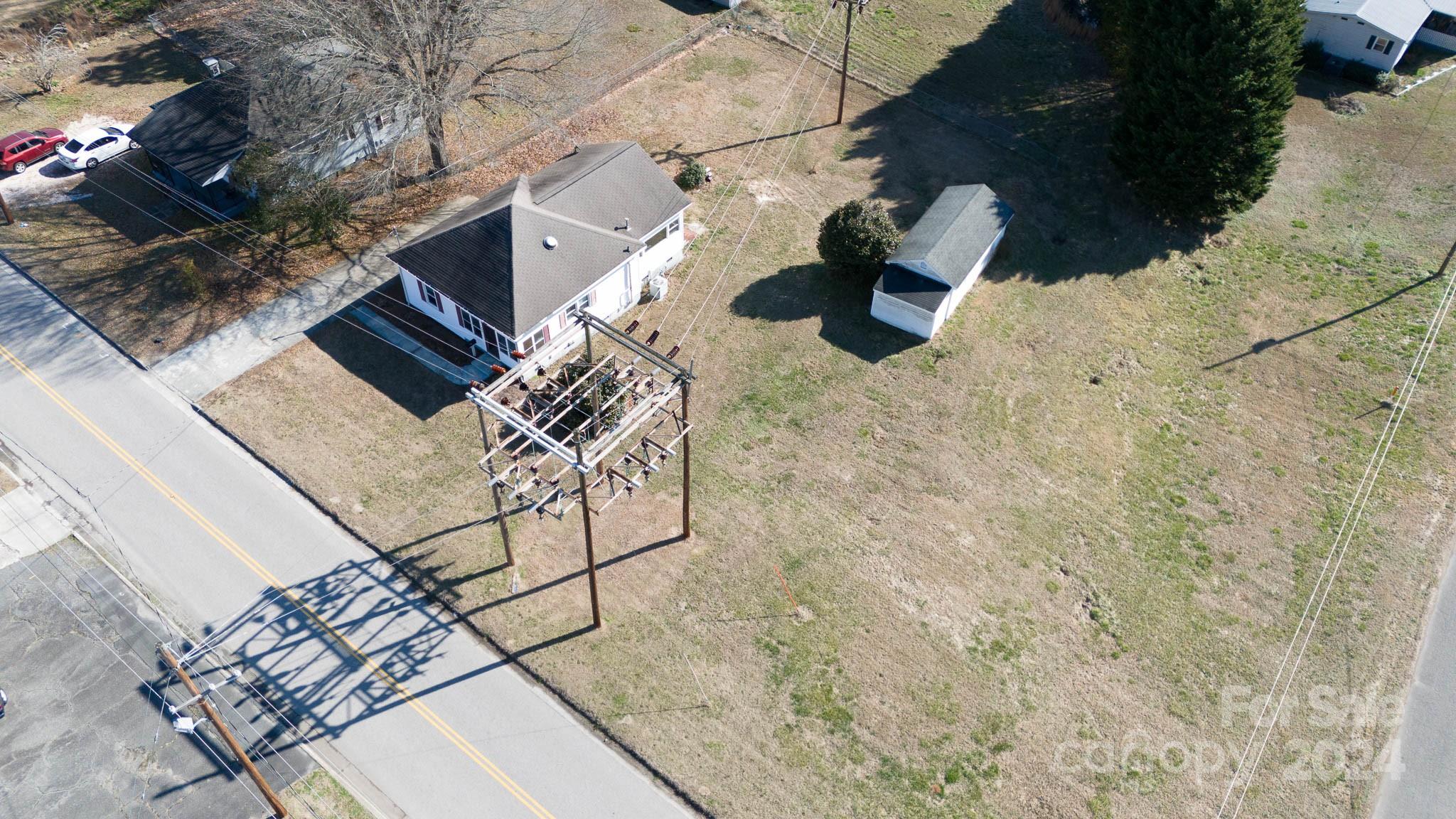 204 Hampshire Lane