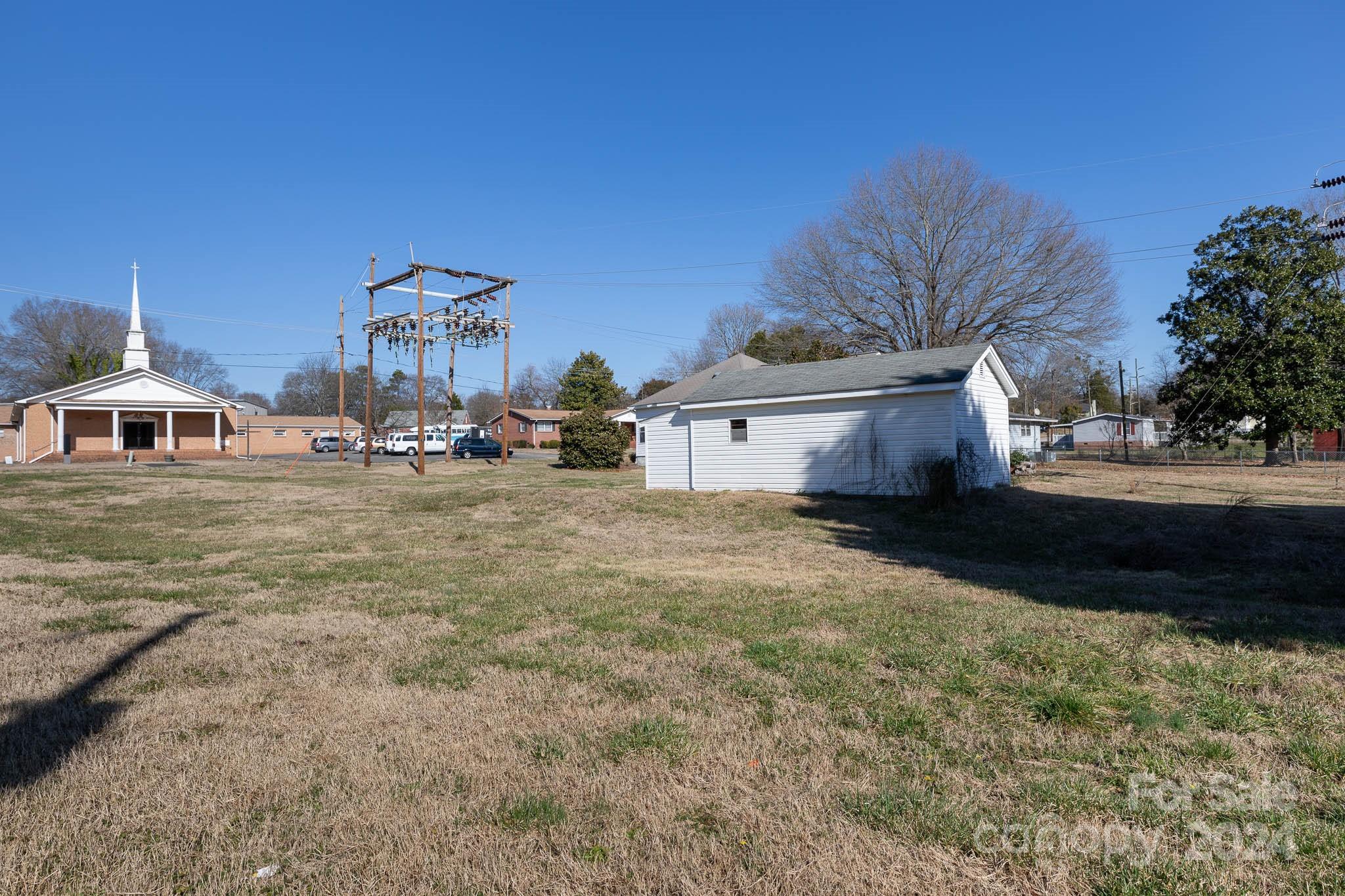 204 Hampshire Lane