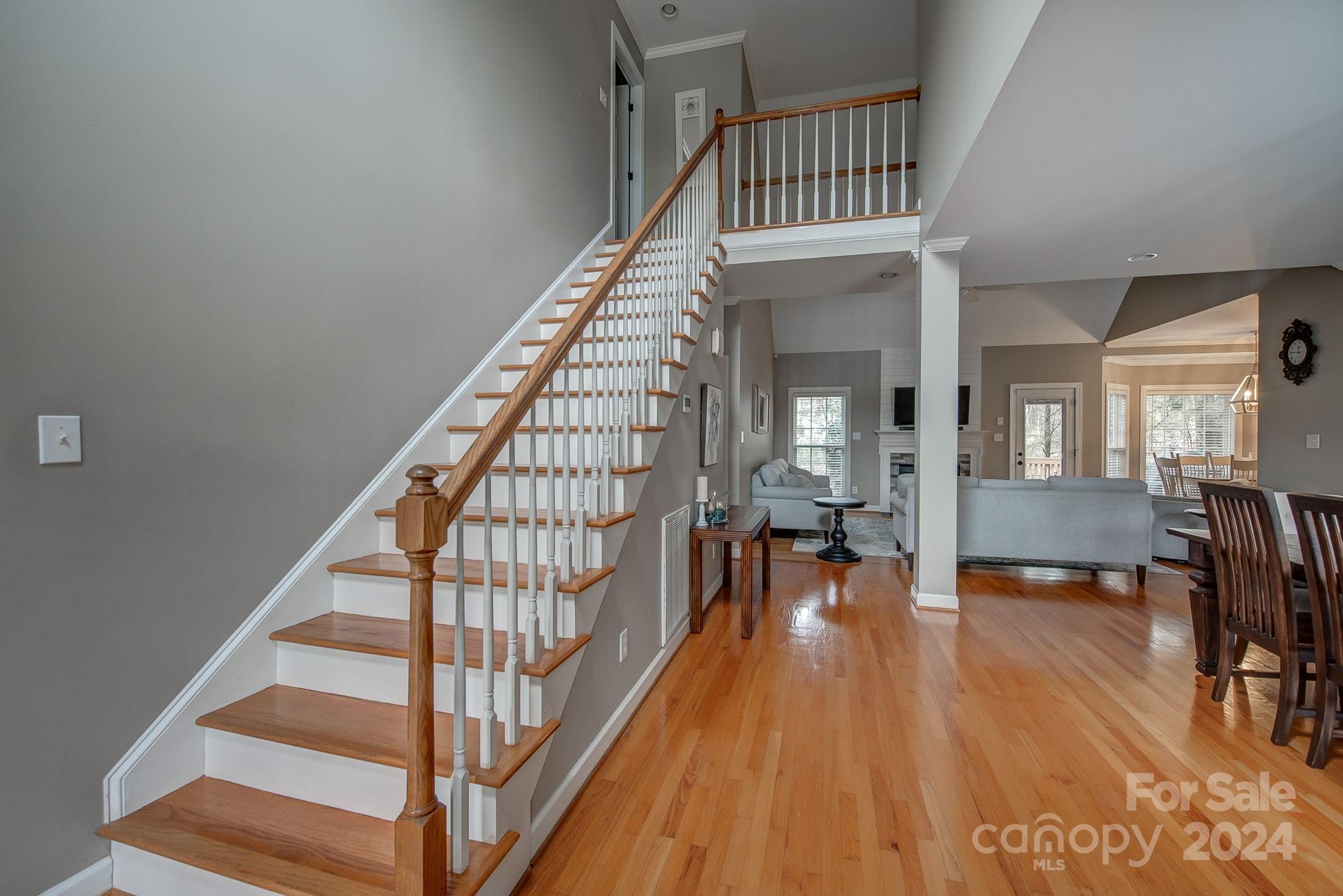 1850 Abbotsford Court
