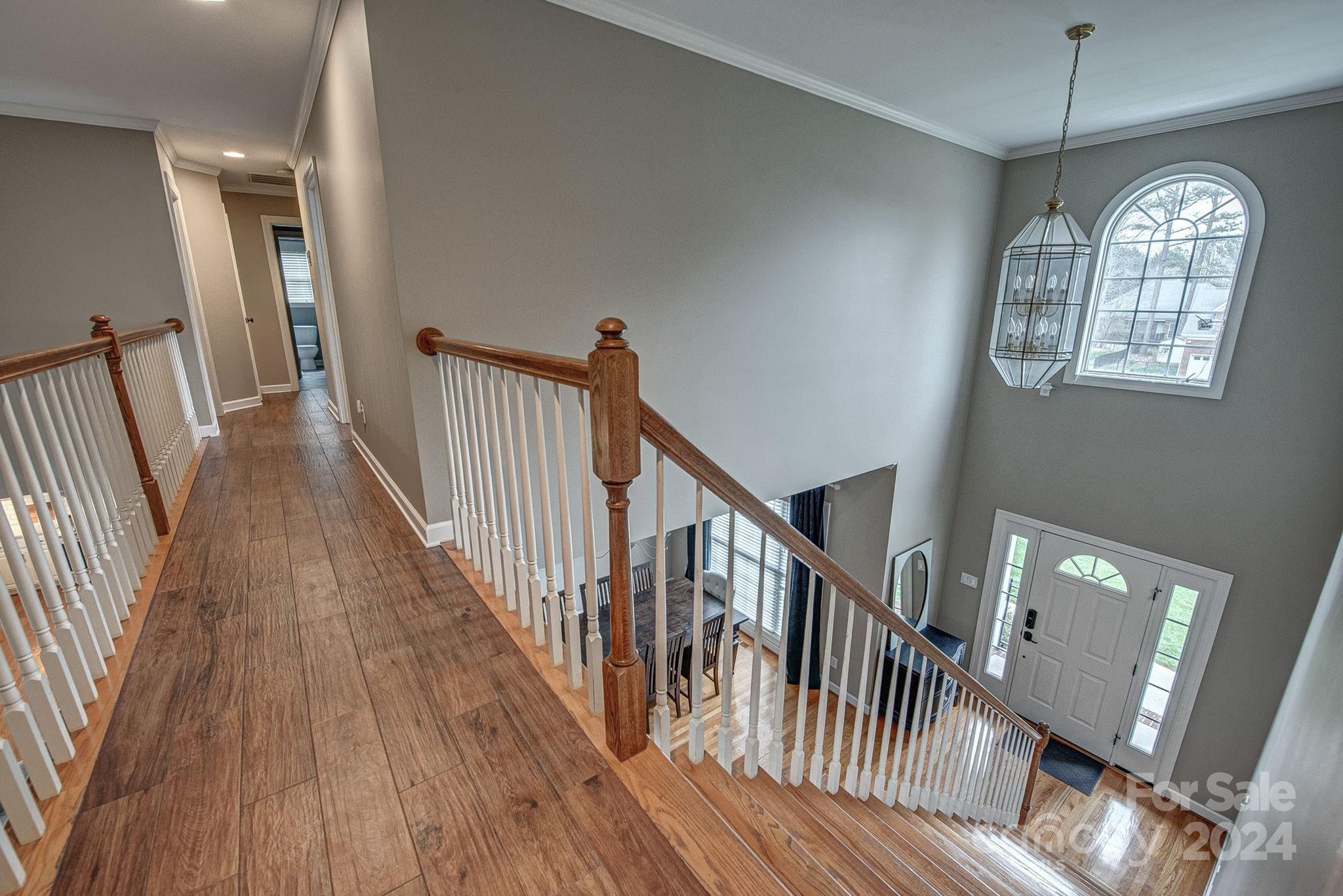1850 Abbotsford Court