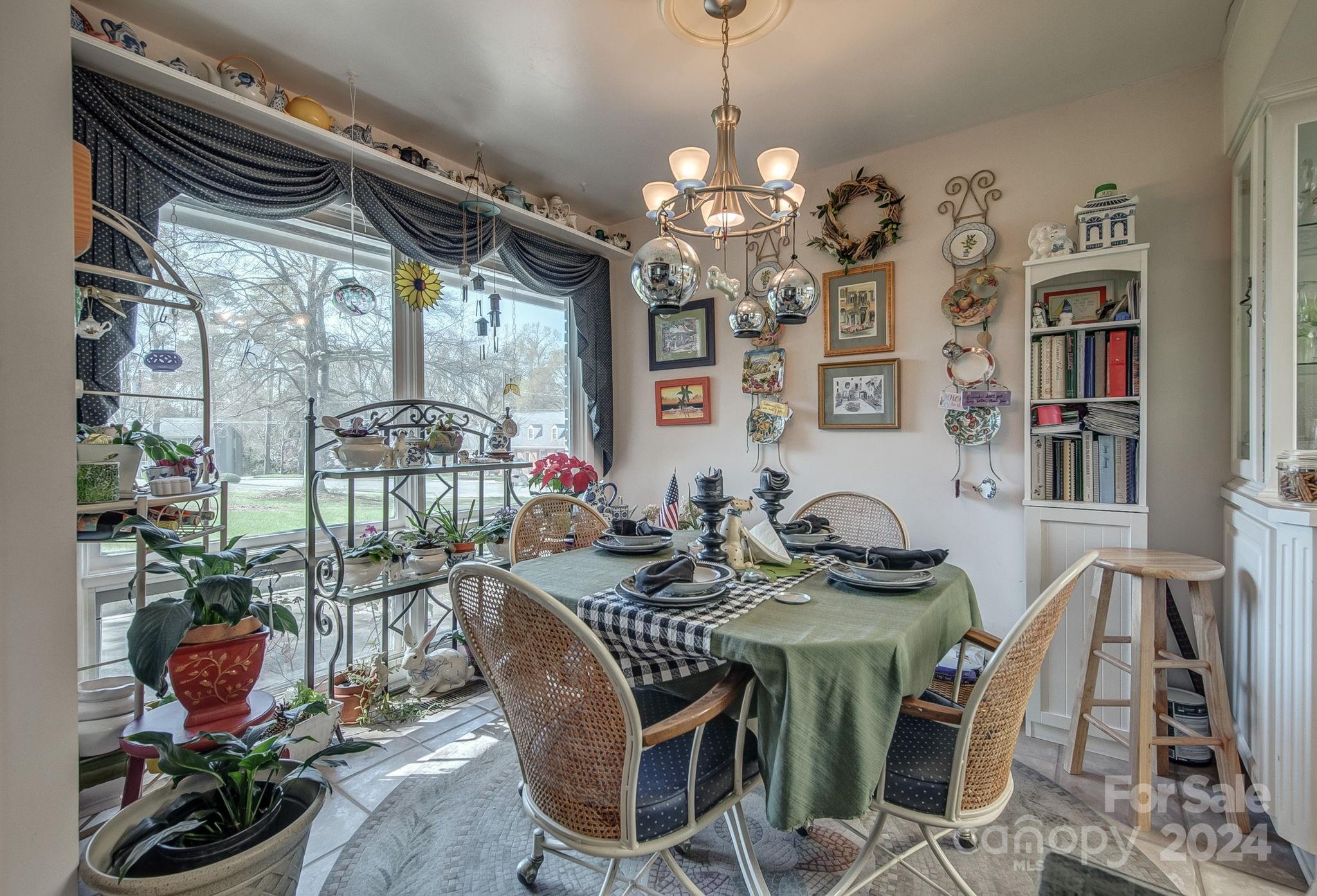 926 Sandswood Drive
