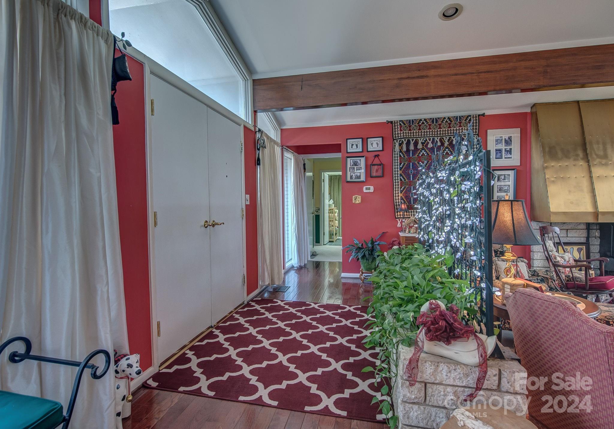 926 Sandswood Drive