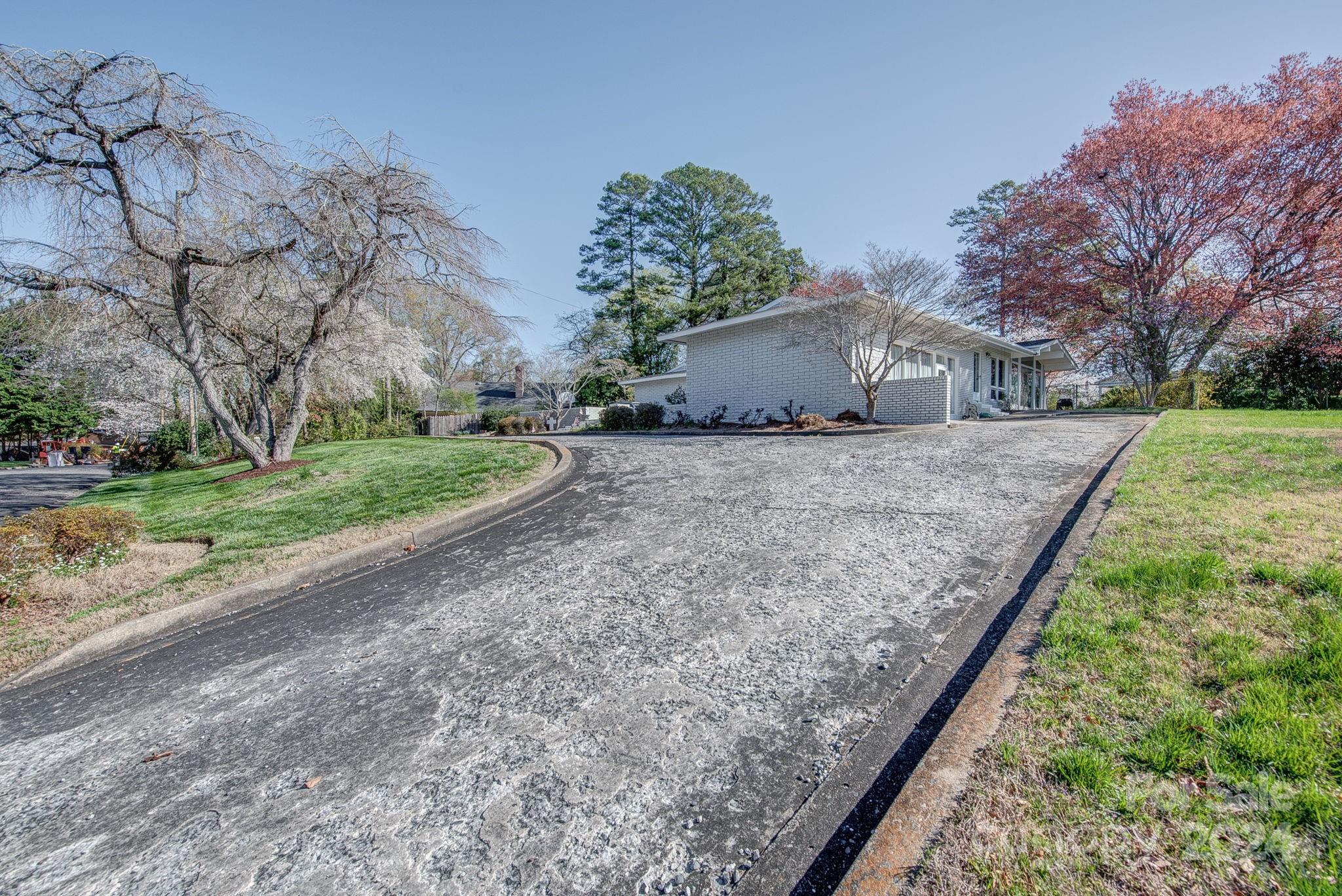 926 Sandswood Drive
