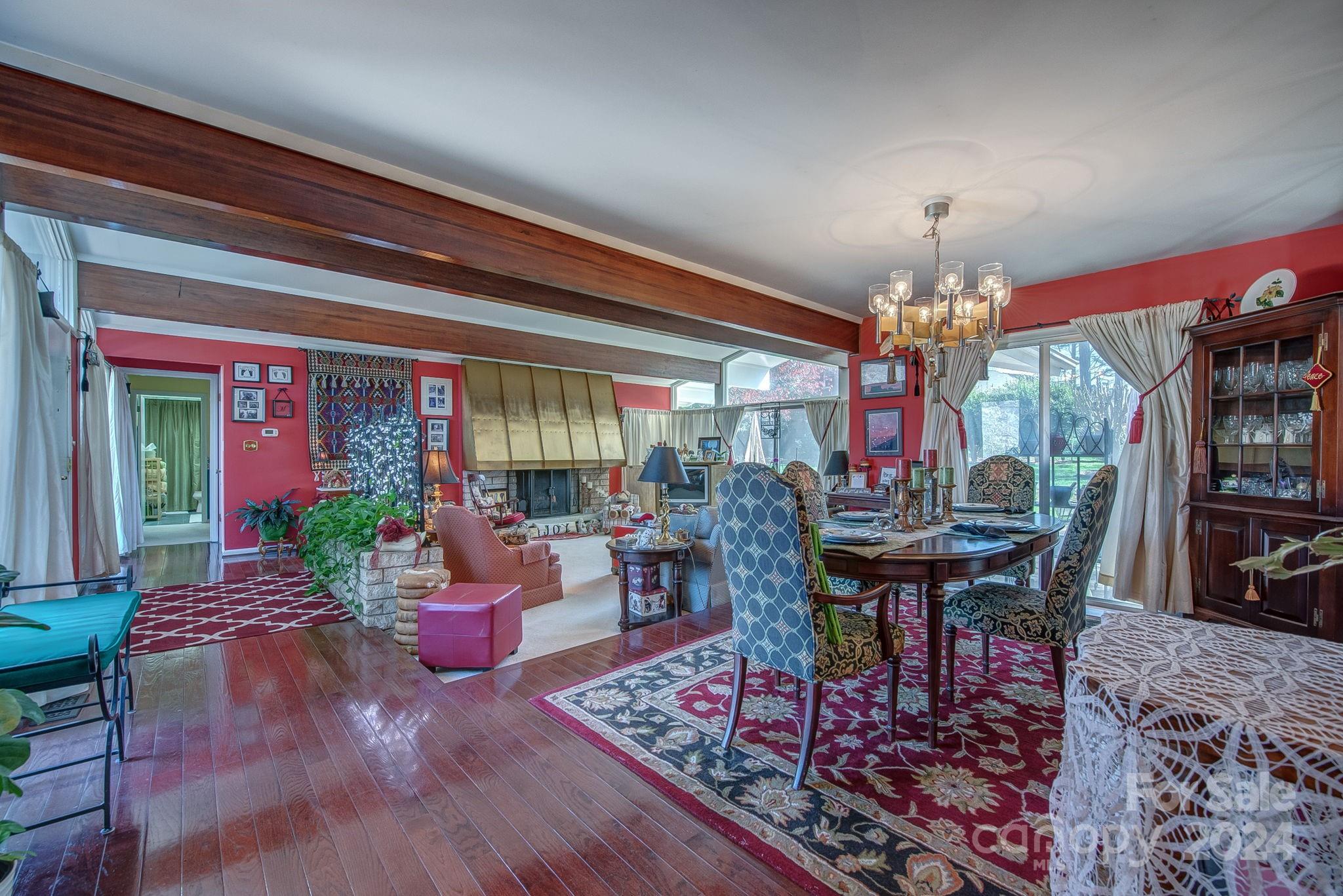 926 Sandswood Drive