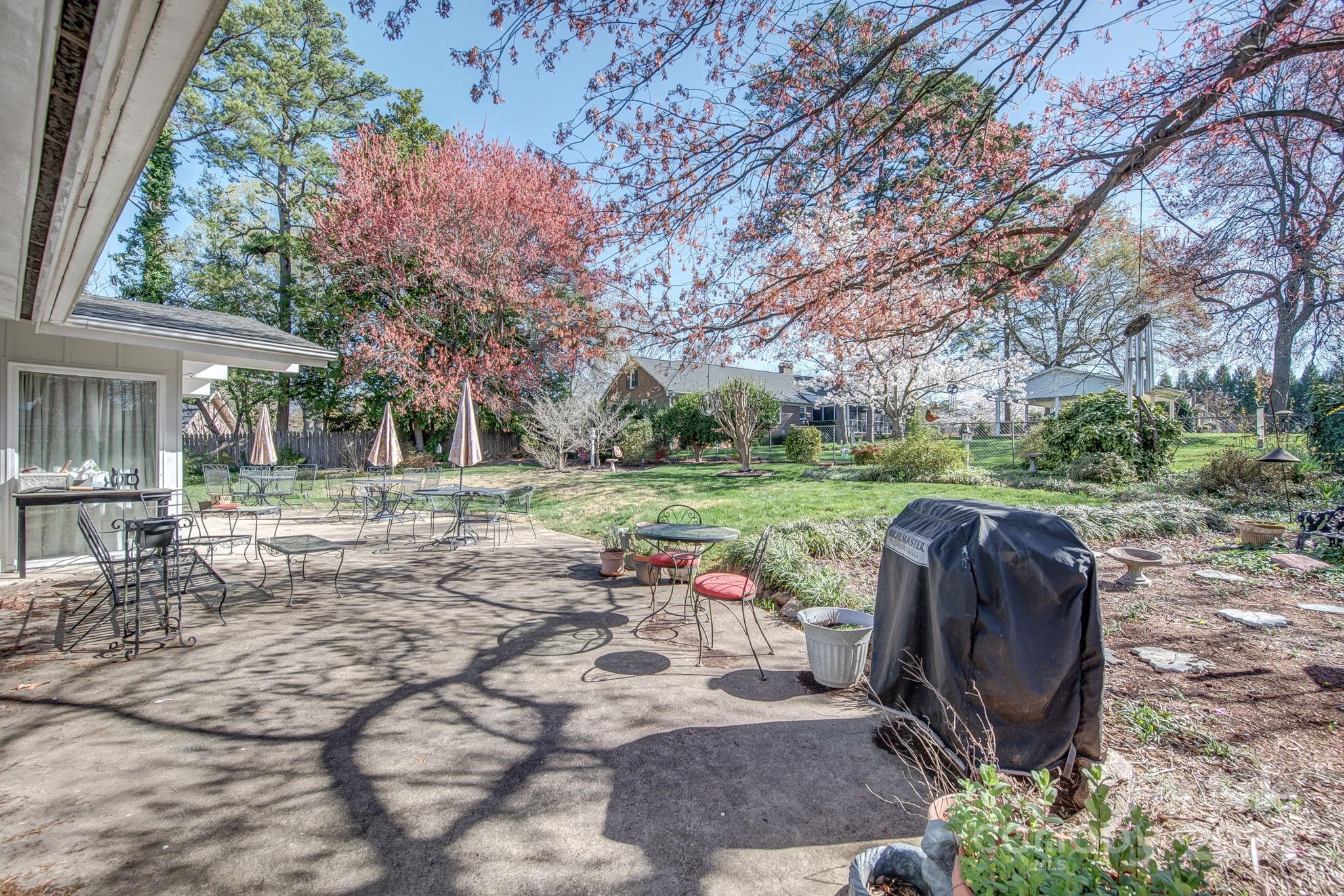 926 Sandswood Drive