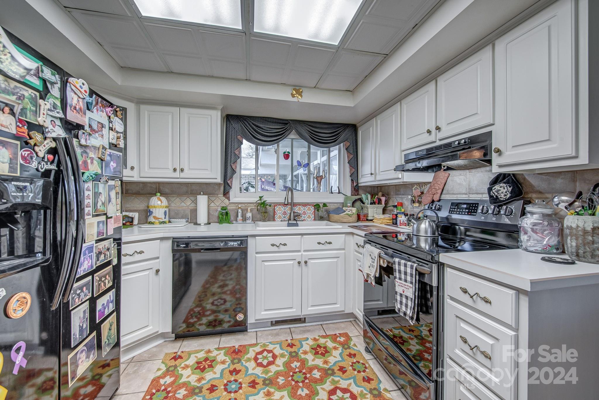 926 Sandswood Drive
