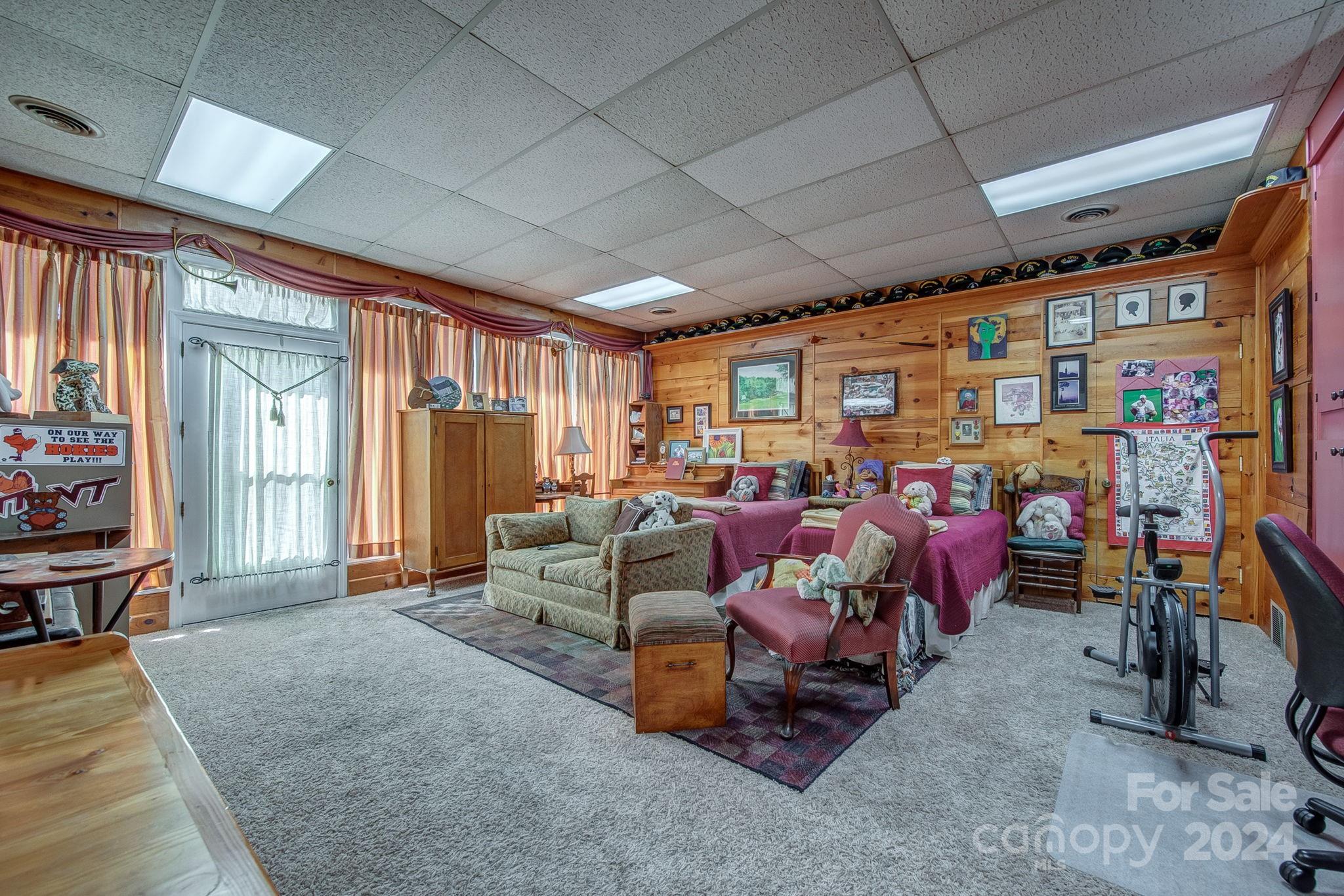 926 Sandswood Drive