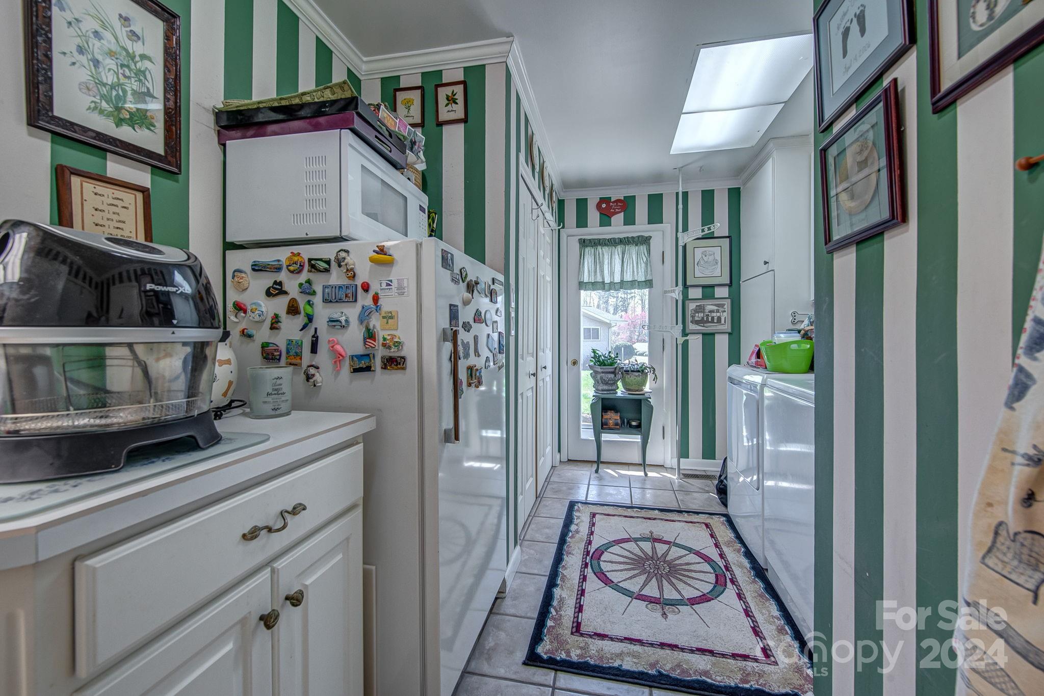 926 Sandswood Drive