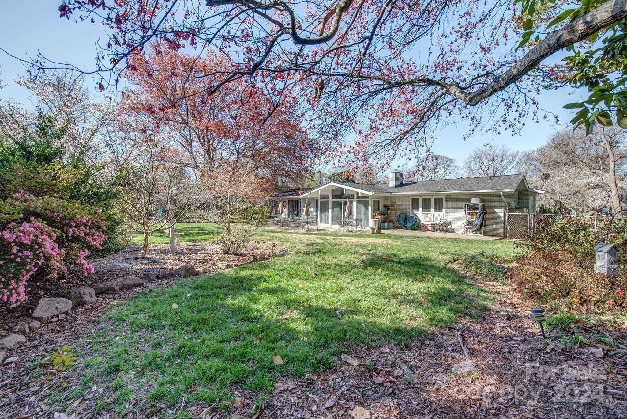 926 Sandswood Drive