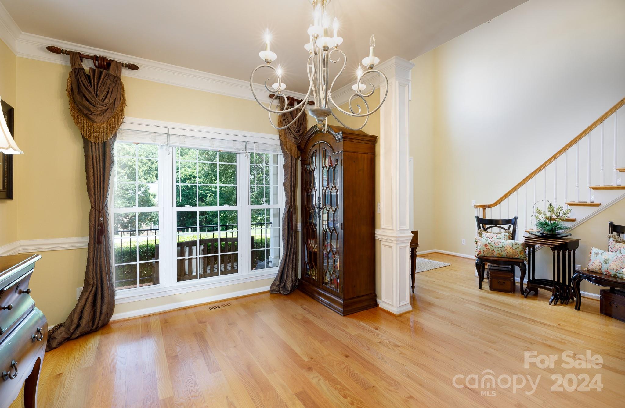 4237 Belle Meade Circle