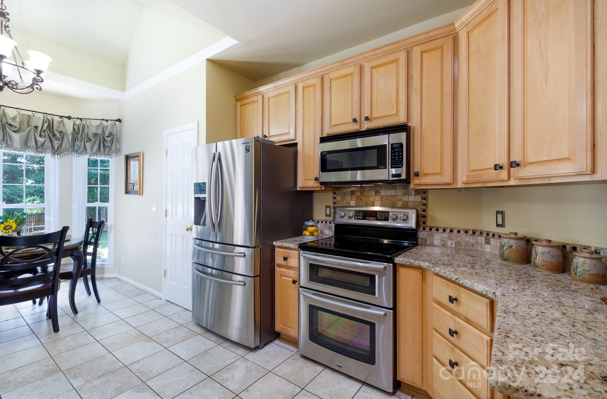 4237 Belle Meade Circle