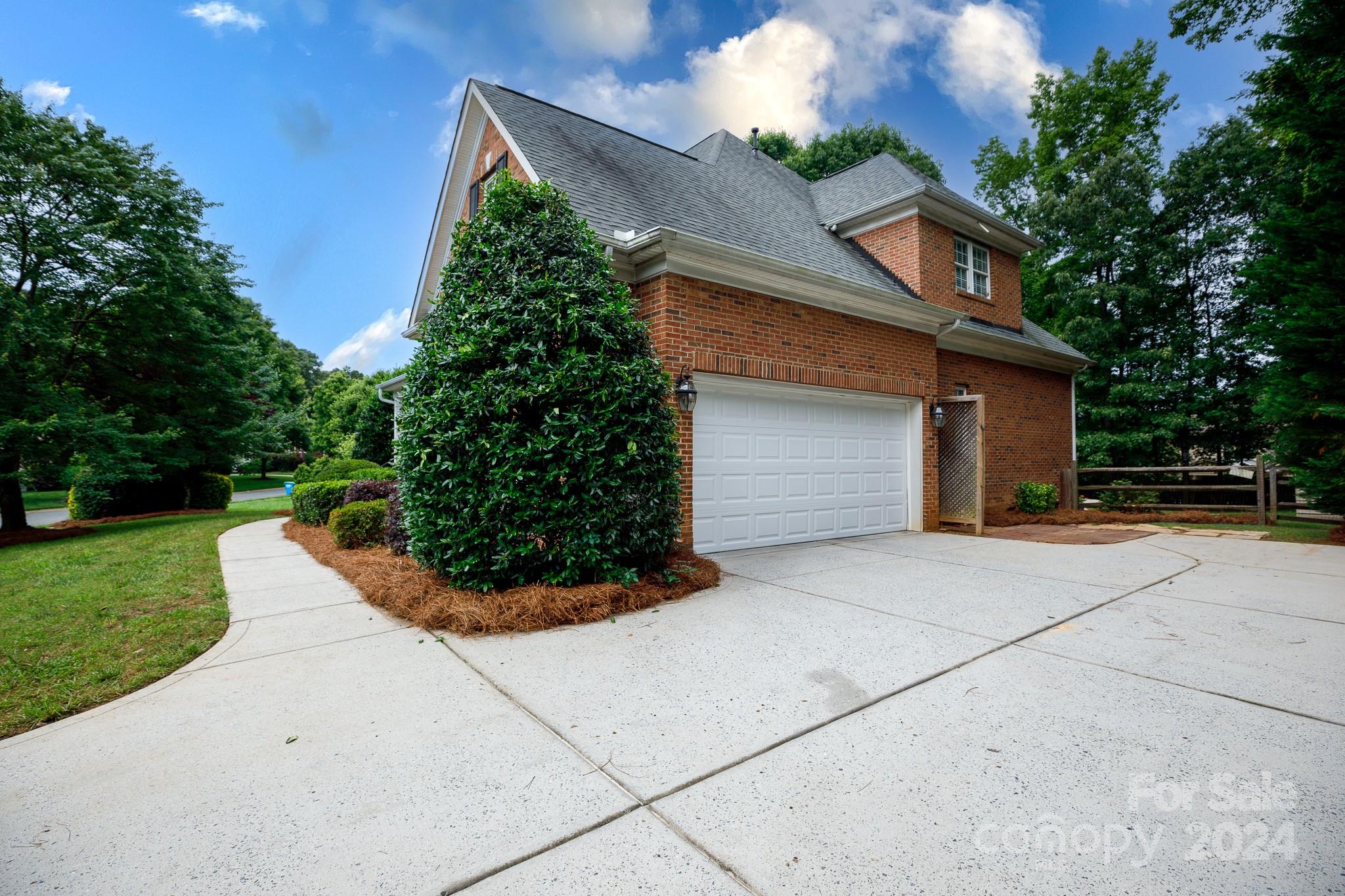 4237 Belle Meade Circle