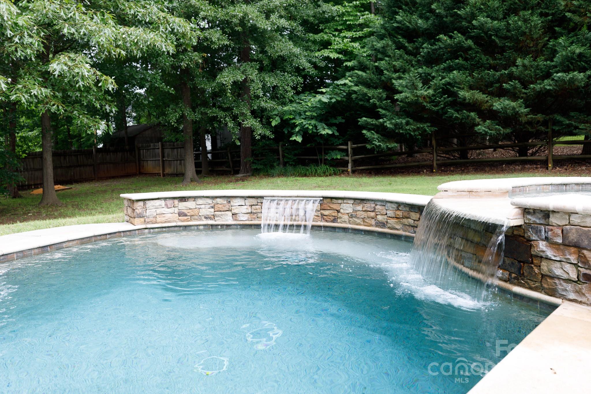 4237 Belle Meade Circle