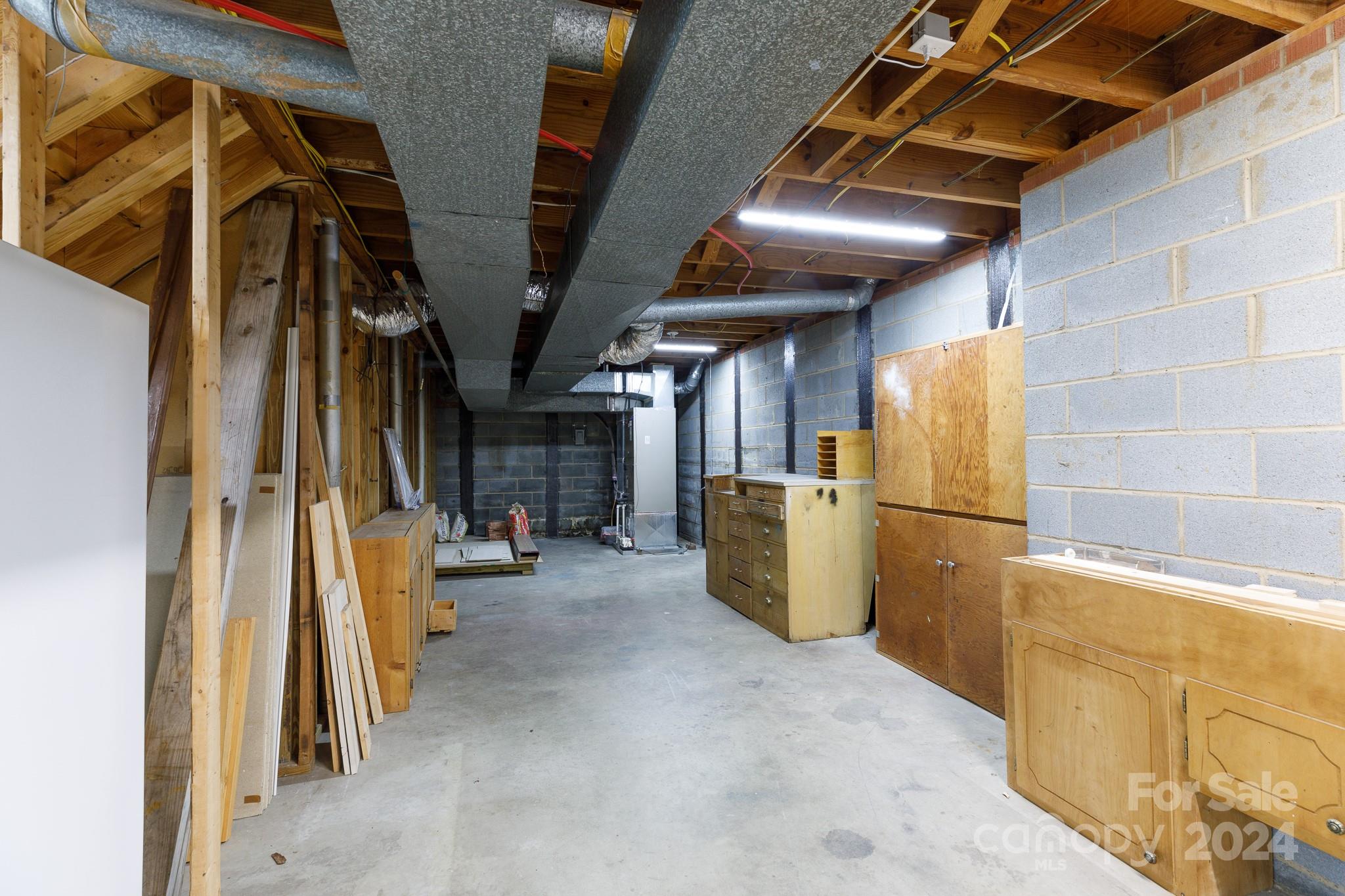 1606 N Main Street