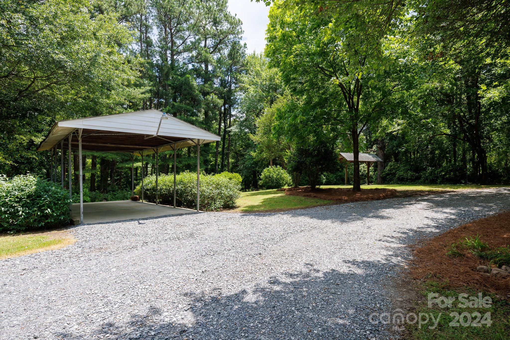 1606 N Main Street