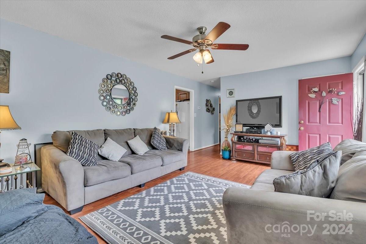502 W Ormand Avenue