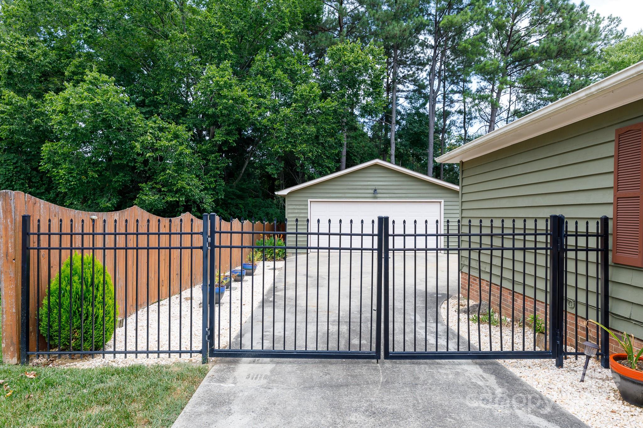1420 Shady Bark Drive