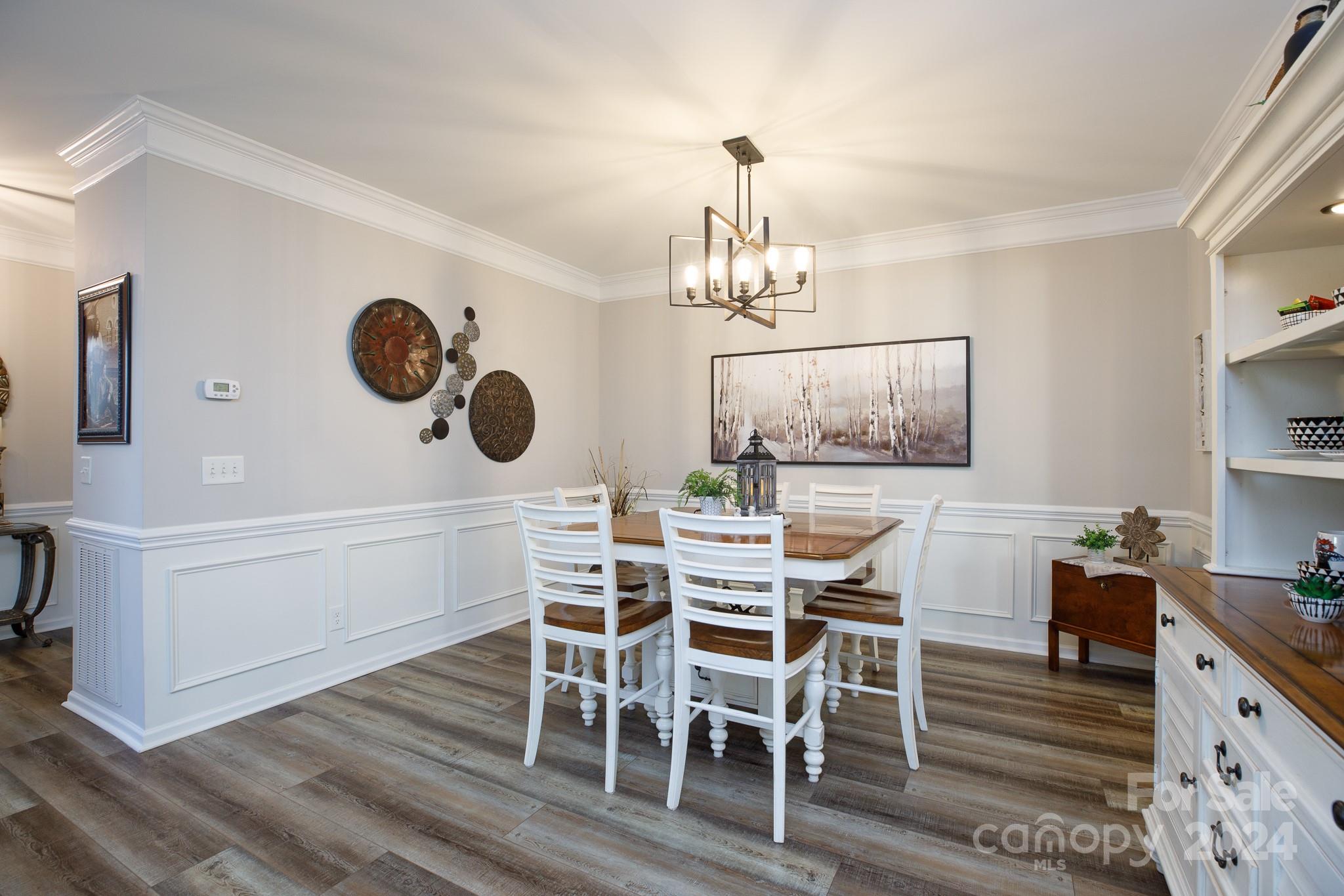 710 Deerbrook Lane