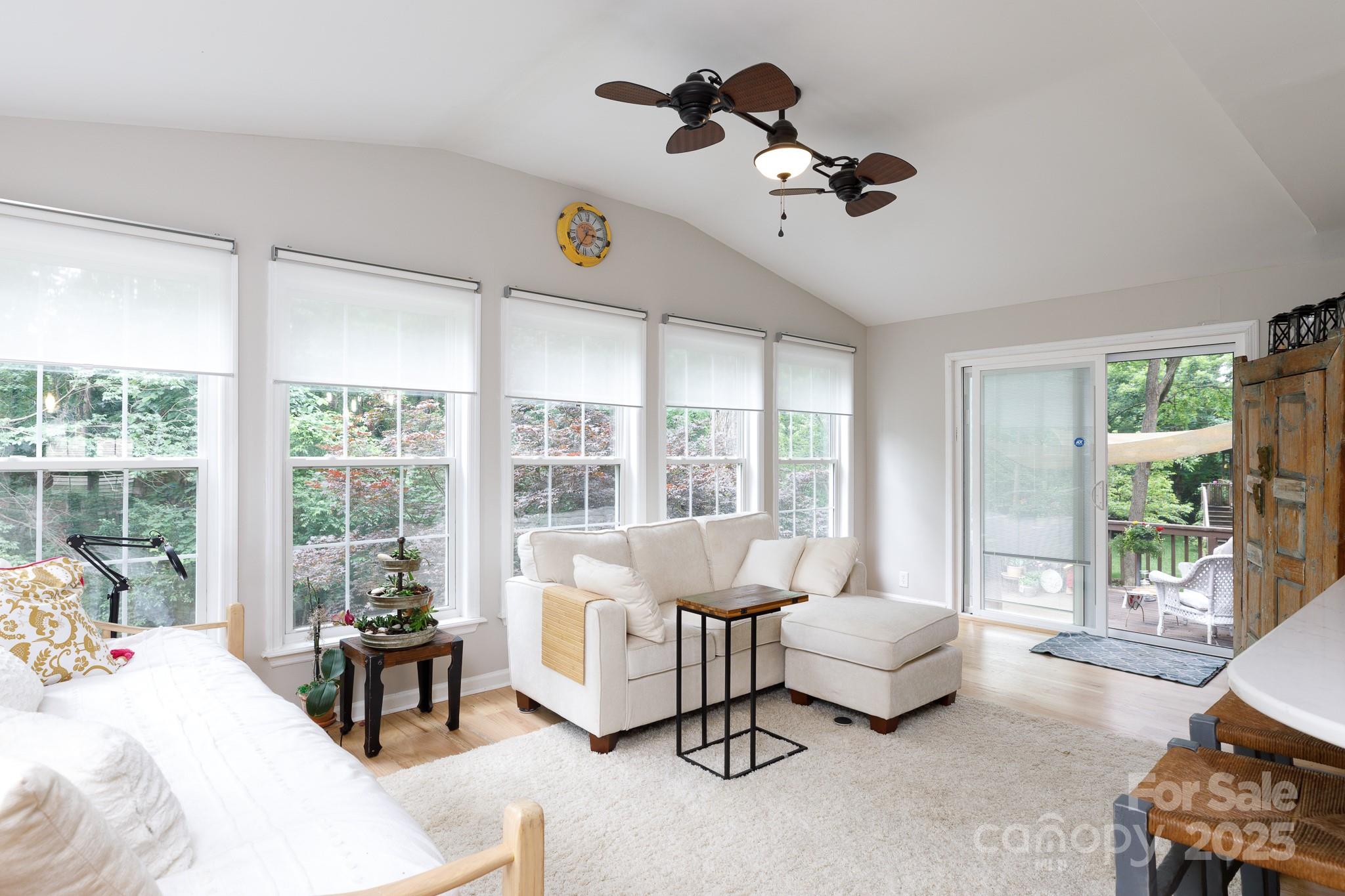 211 Southfork Drive