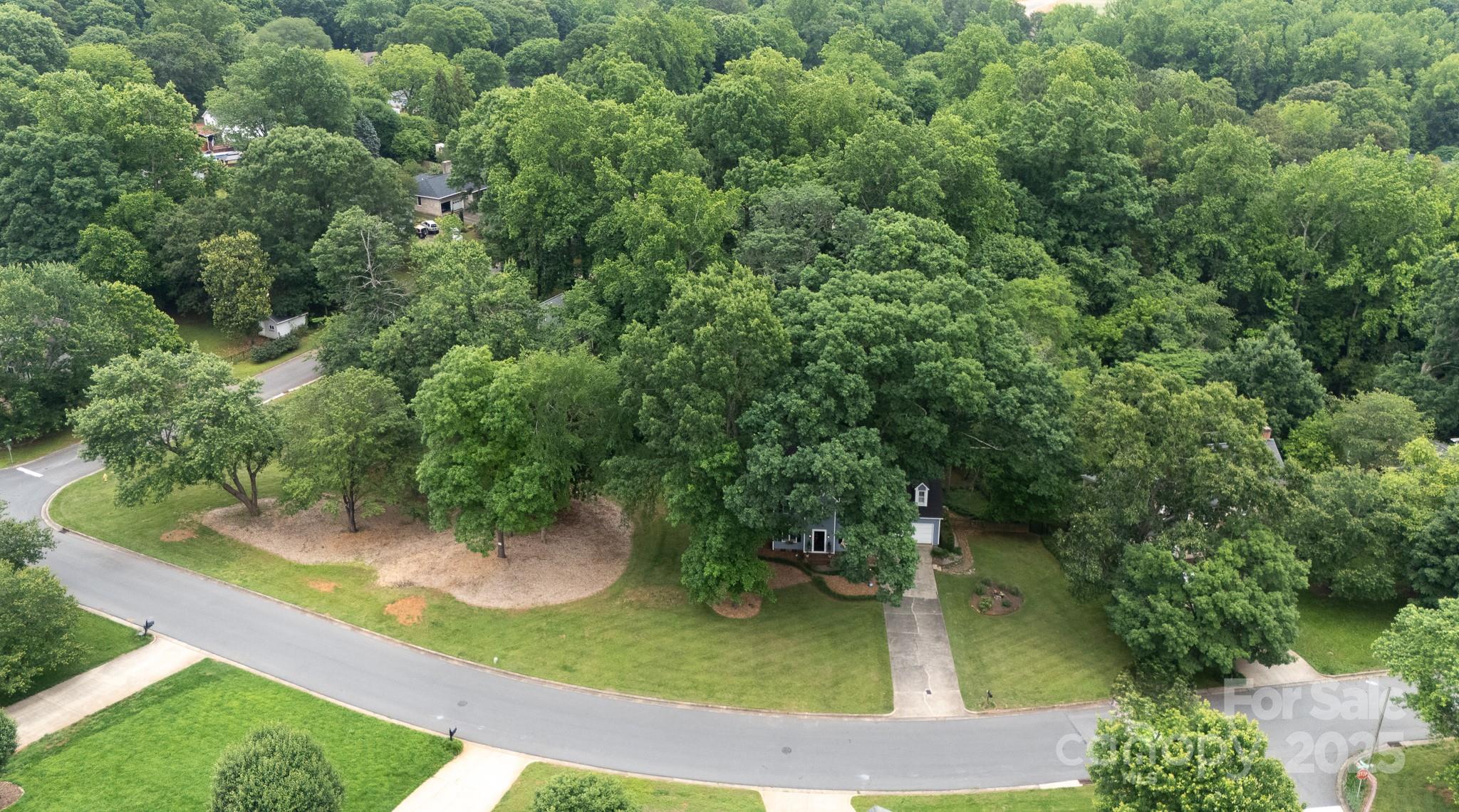 211 Southfork Drive