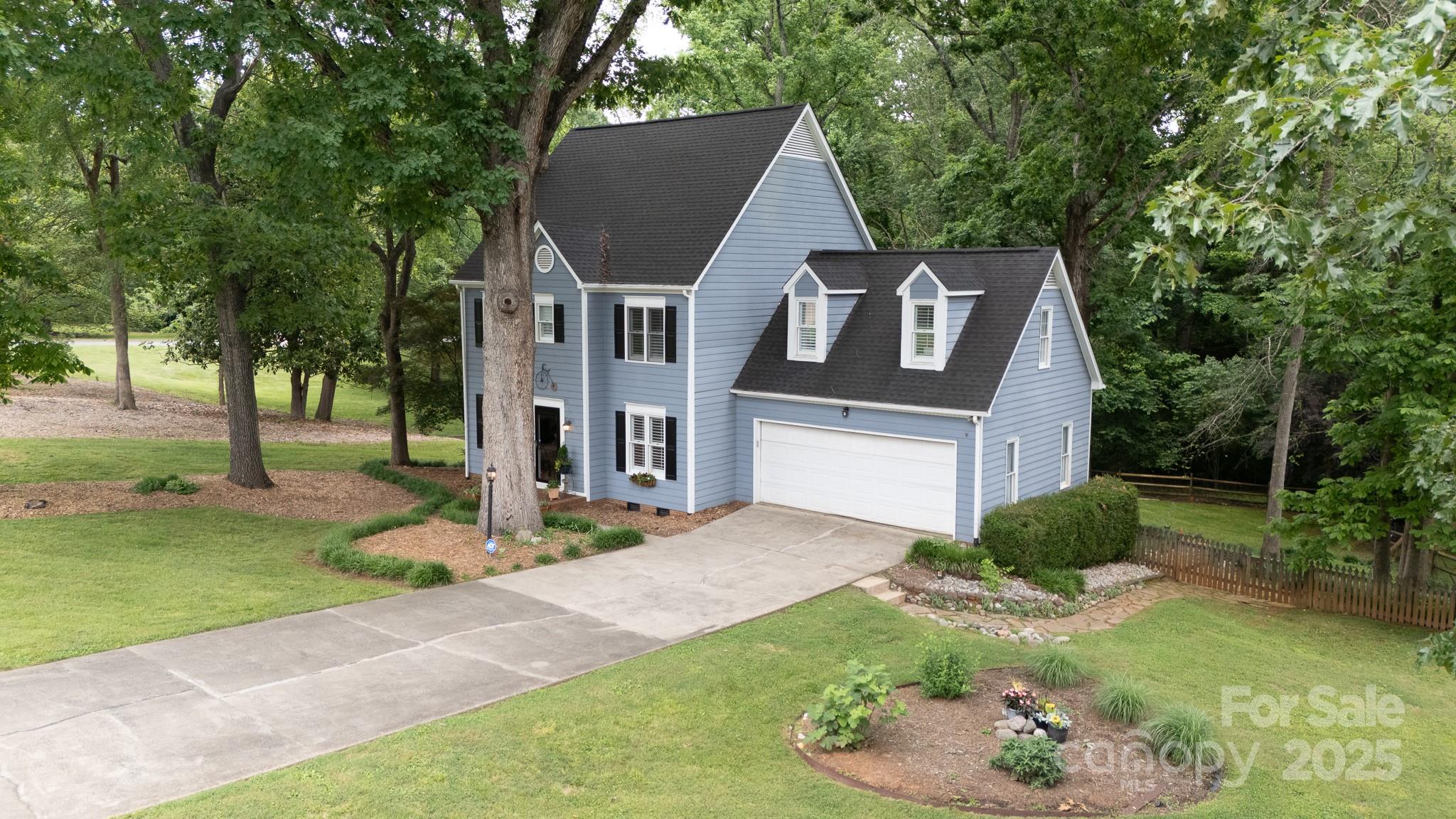 211 Southfork Drive