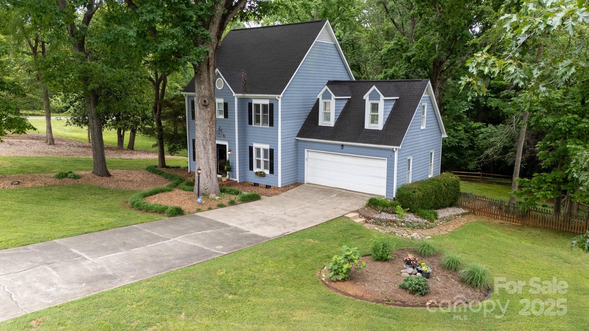 211 Southfork Drive