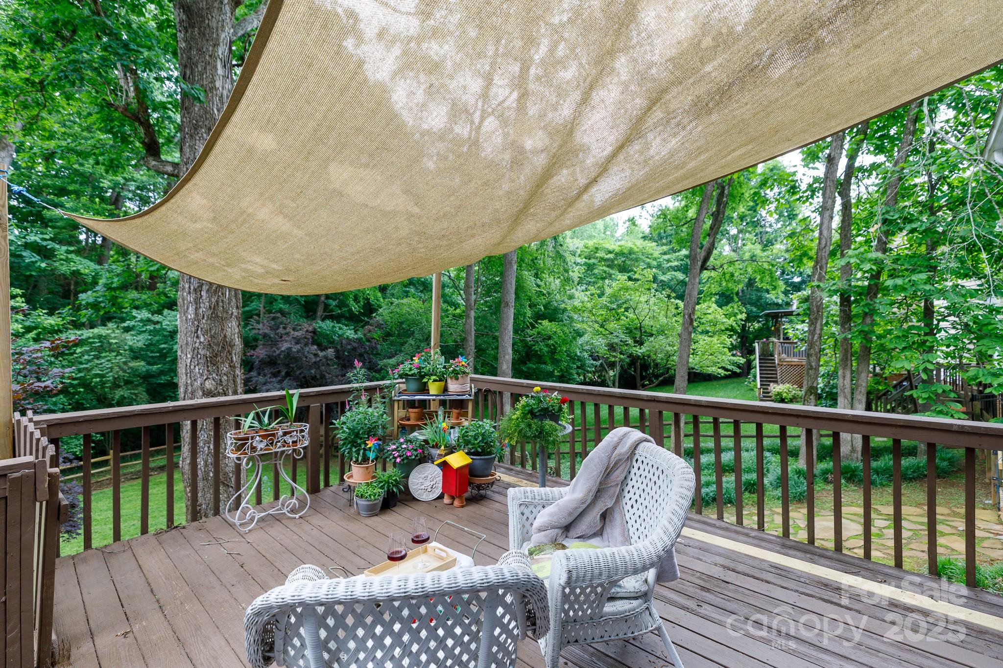 211 Southfork Drive