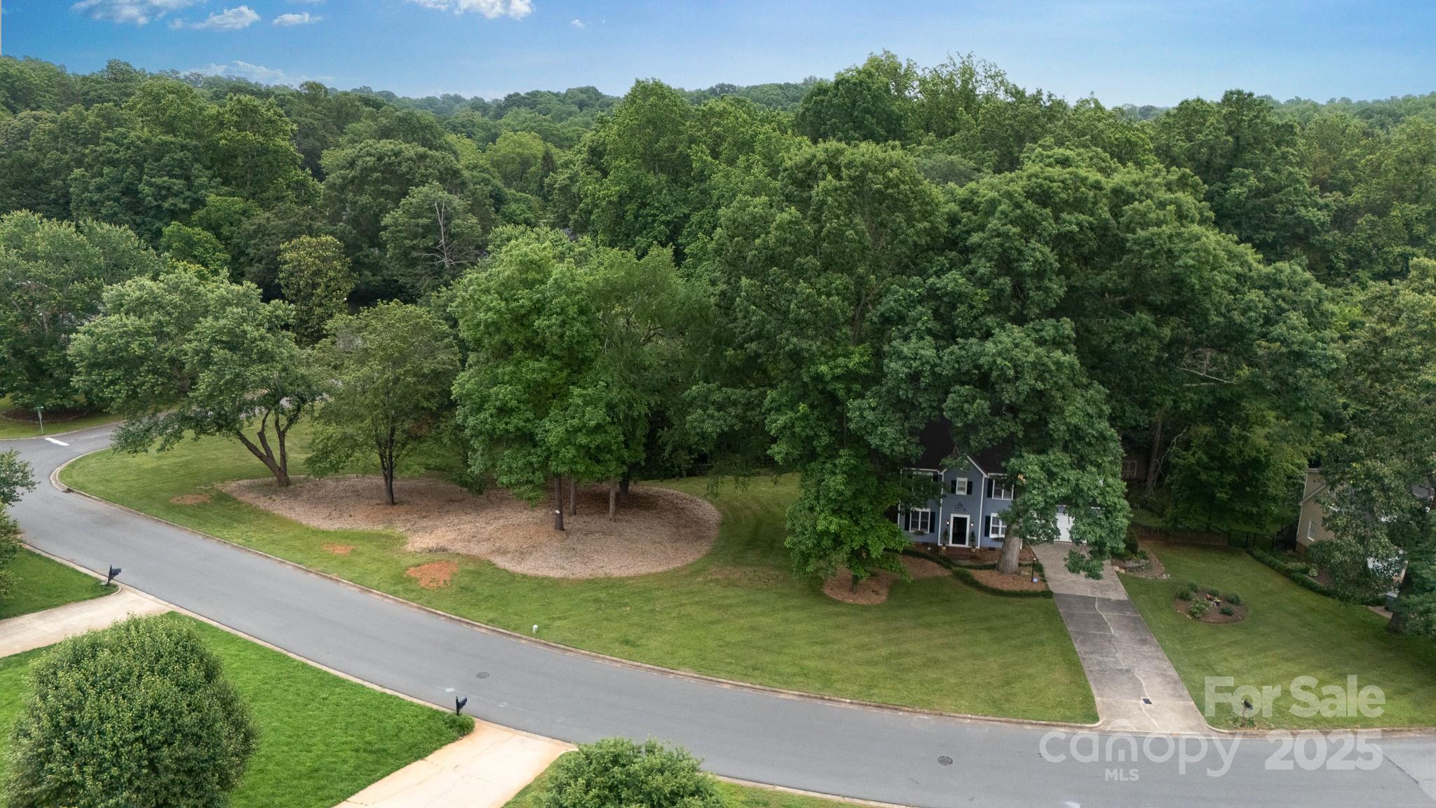 211 Southfork Drive