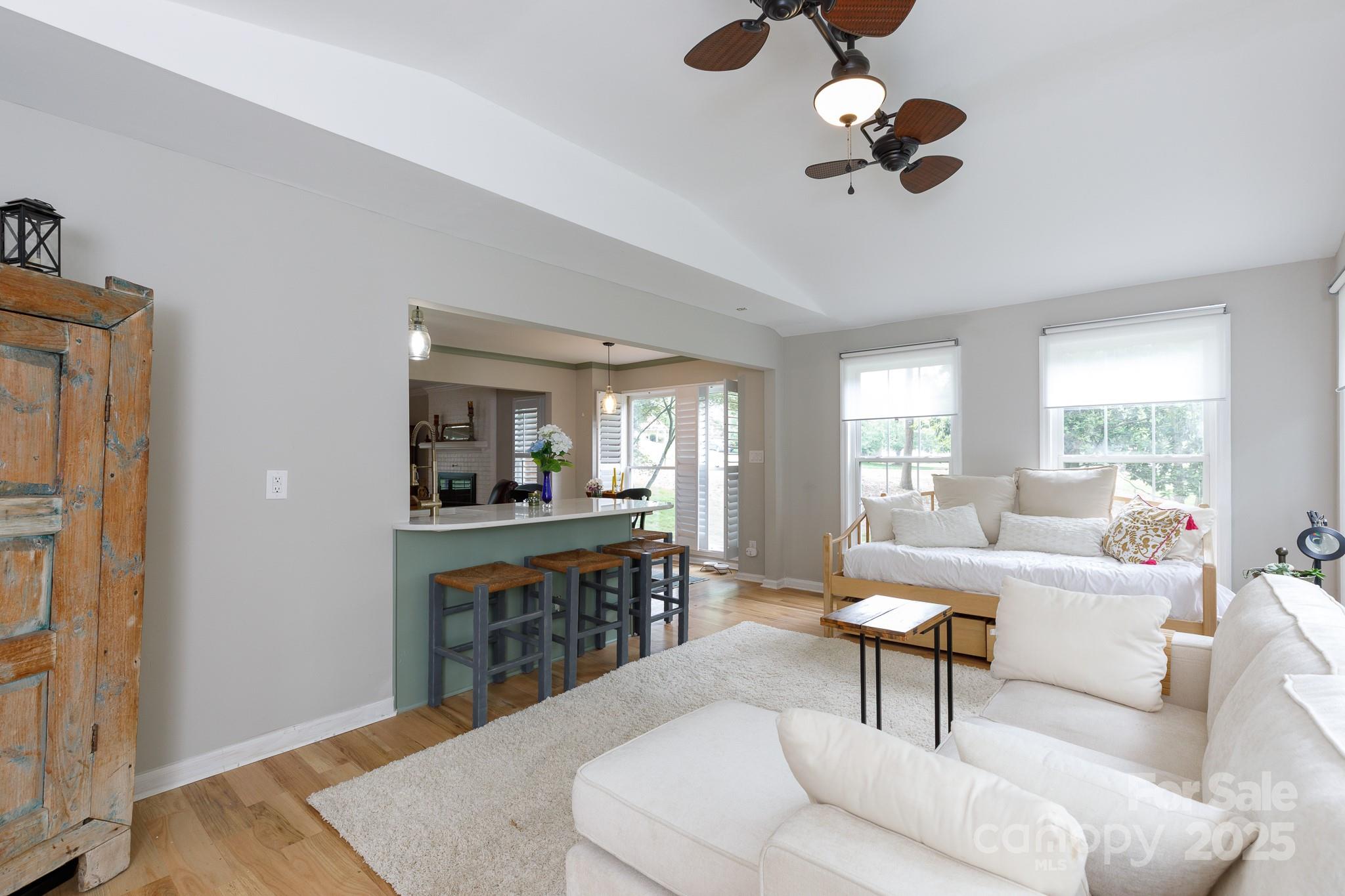 211 Southfork Drive