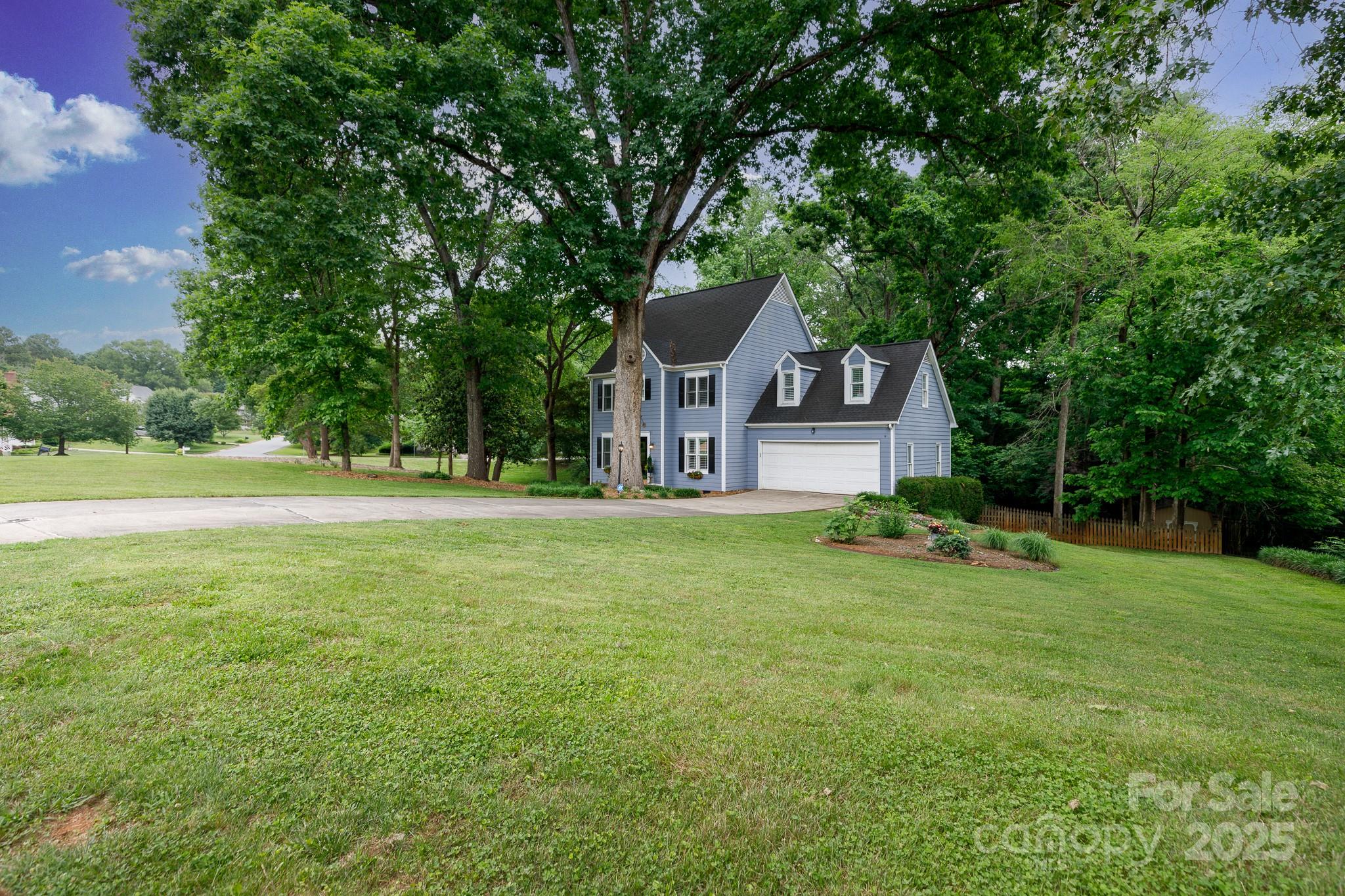 211 Southfork Drive
