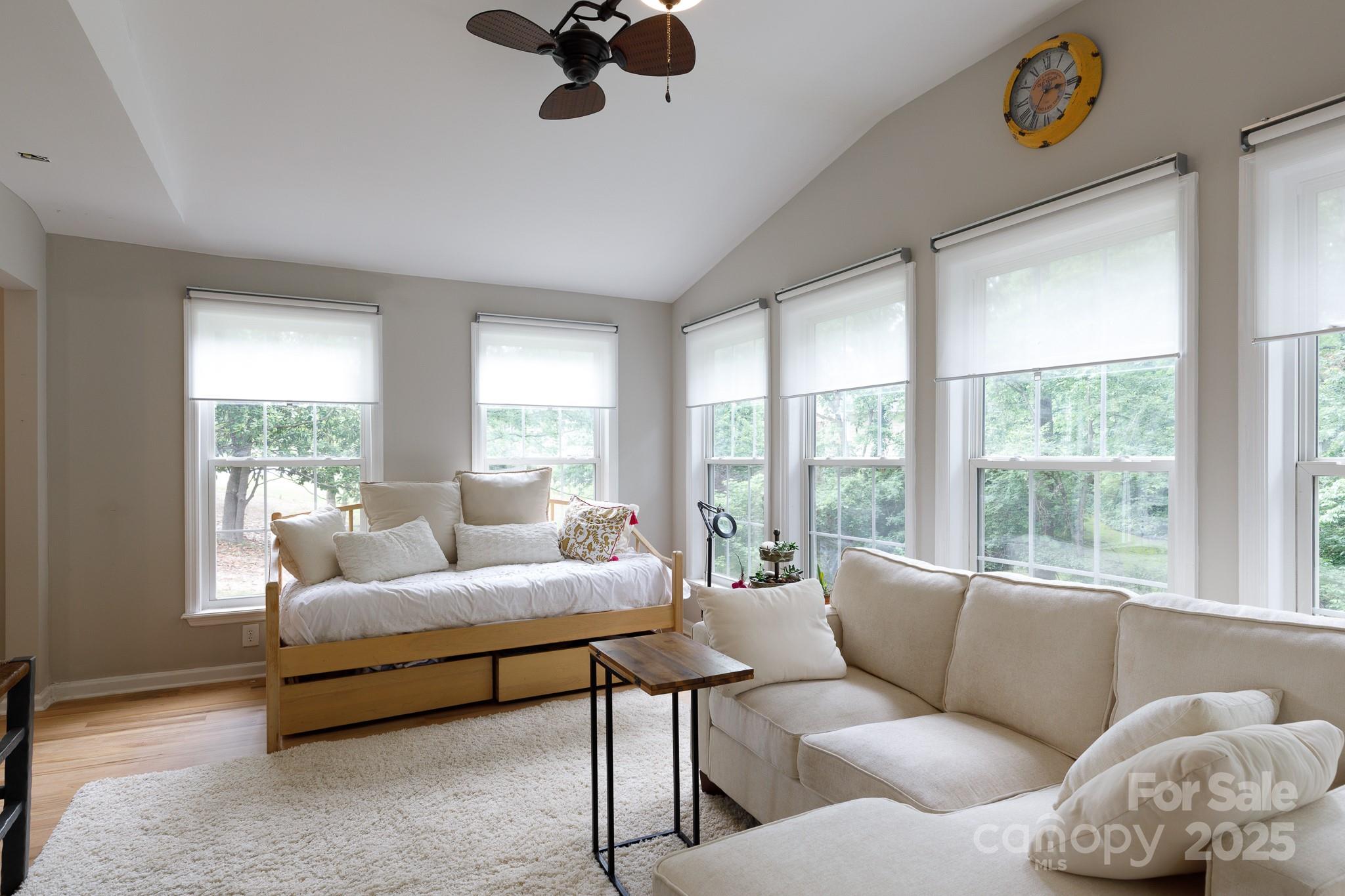 211 Southfork Drive