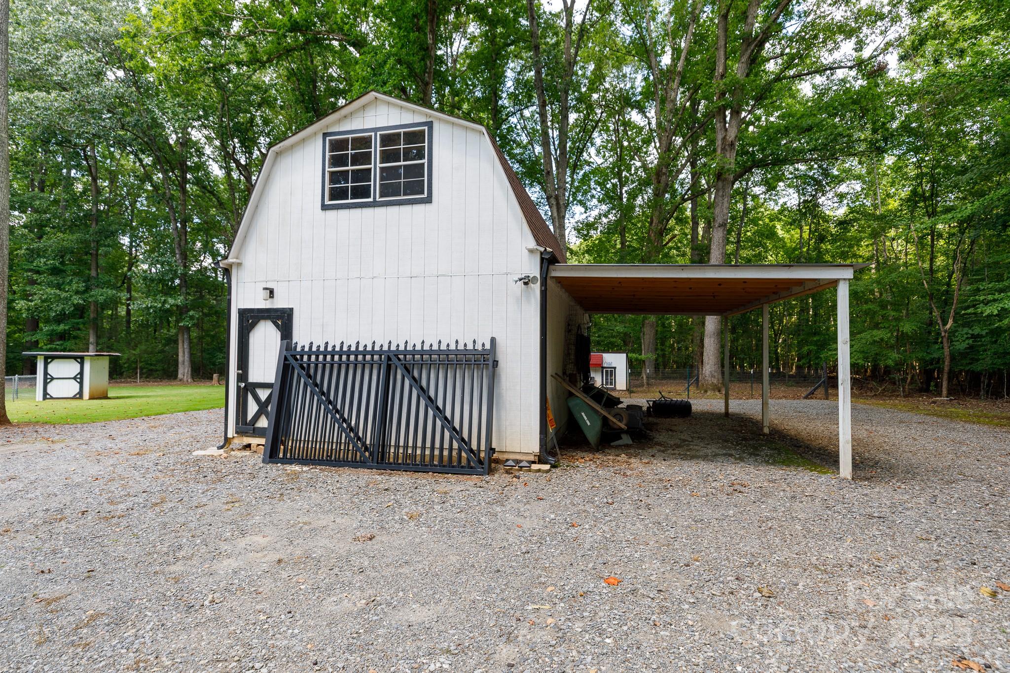 4520 Belhaven Forest Drive