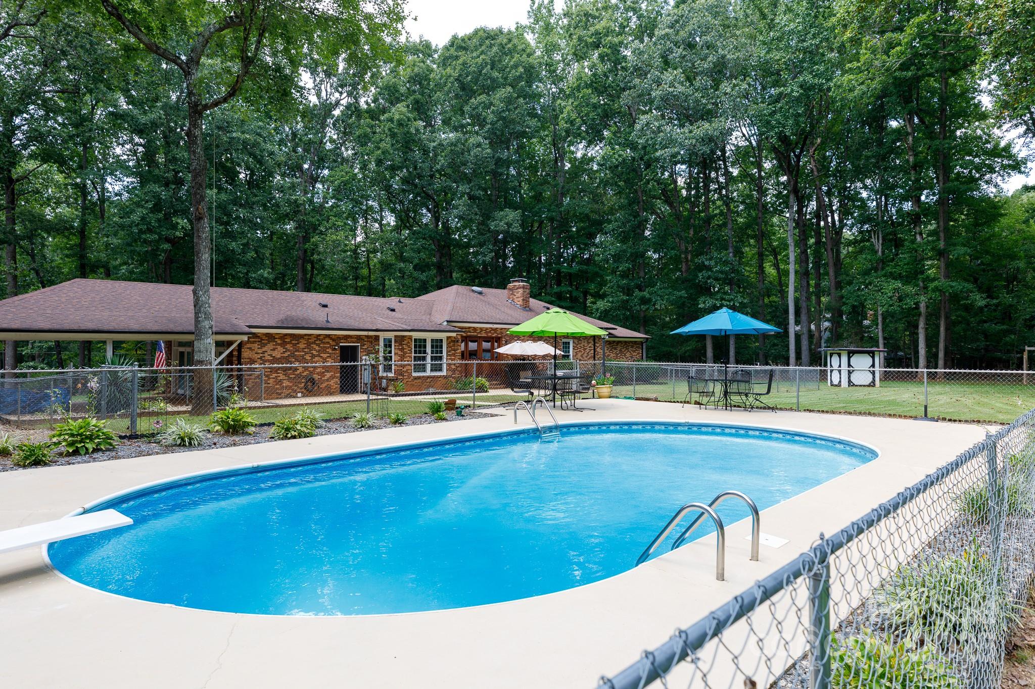 4520 Belhaven Forest Drive