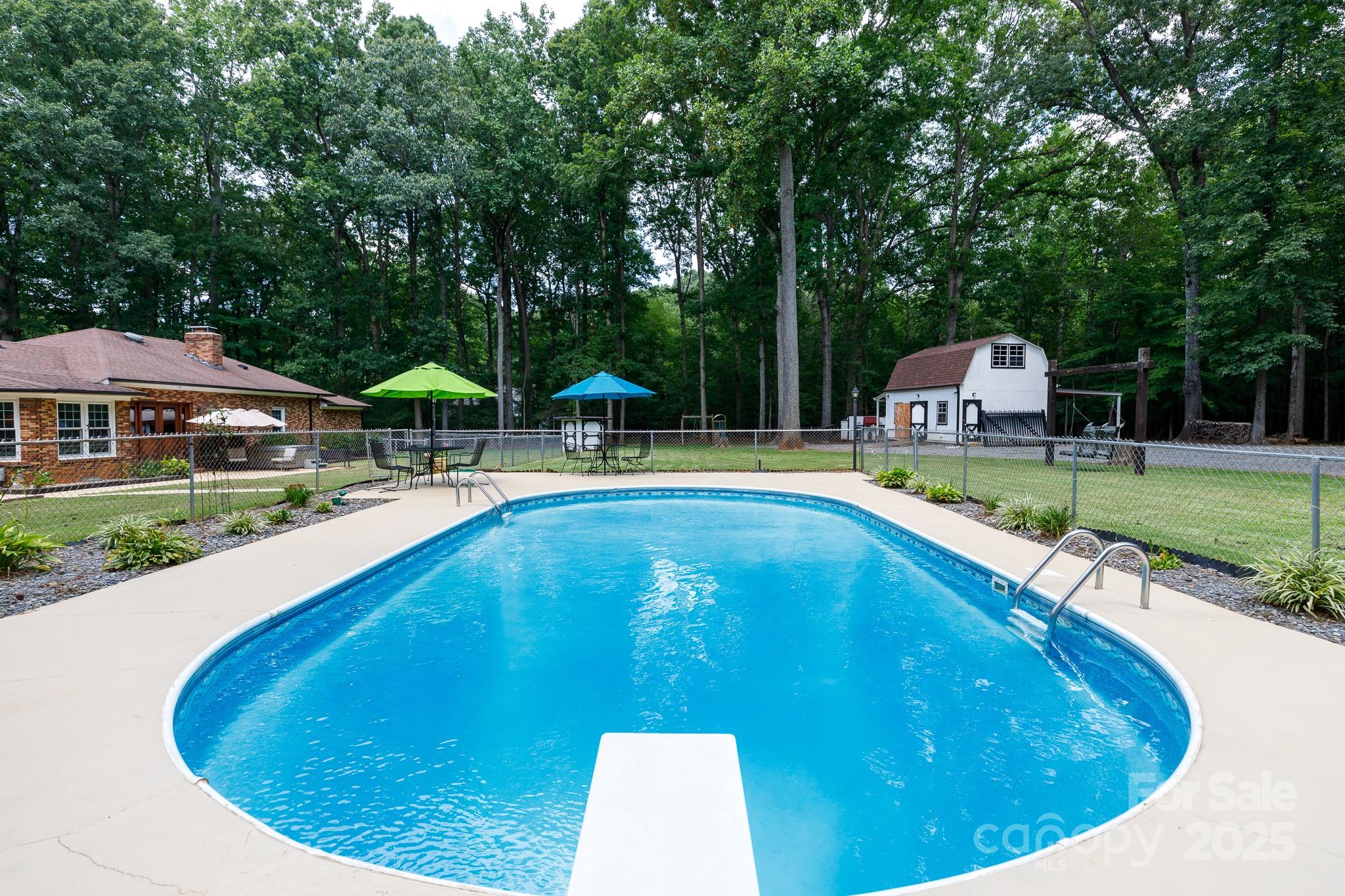 4520 Belhaven Forest Drive