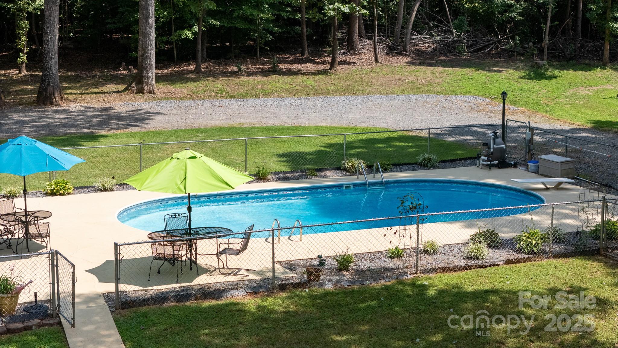 4520 Belhaven Forest Drive